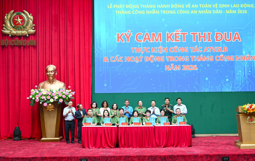 PHÁT ĐỘNG THÁNG HÀNH ĐỘNG VỀ AN TOÀN VỆ SINH LAO ĐỘNG, THÁNG CÔNG NHÂN TRONG CAND NĂM 2026