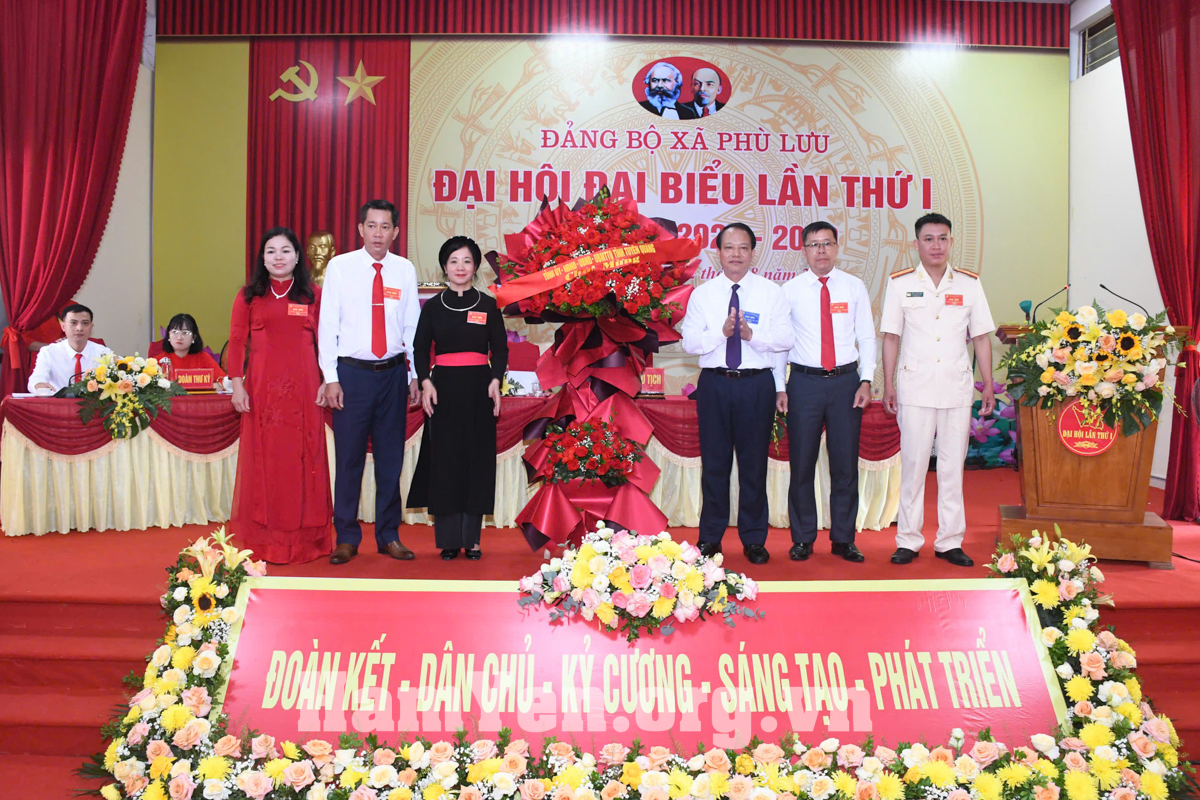 Đại hội đại biểu Đảng bộ xã Phù Lưu lần thứ I, nhiệm kỳ 2025-2030