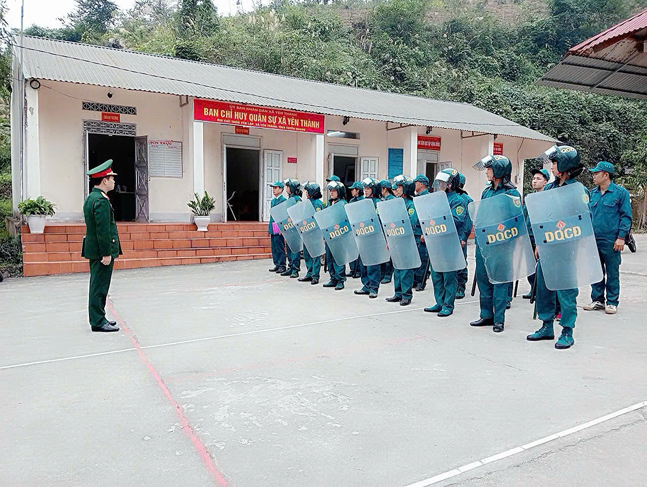 BCH Quân sự xã Yên Thành quán triệt, tổ chức luyện tập phương án SSCĐ bảo vệ Đại hội XIV của Đảng và Bầu cử Đại biểu Quốc hội khoá XVI và đại biểu HĐND các cấp, nhiệm kỳ 2026-2031.