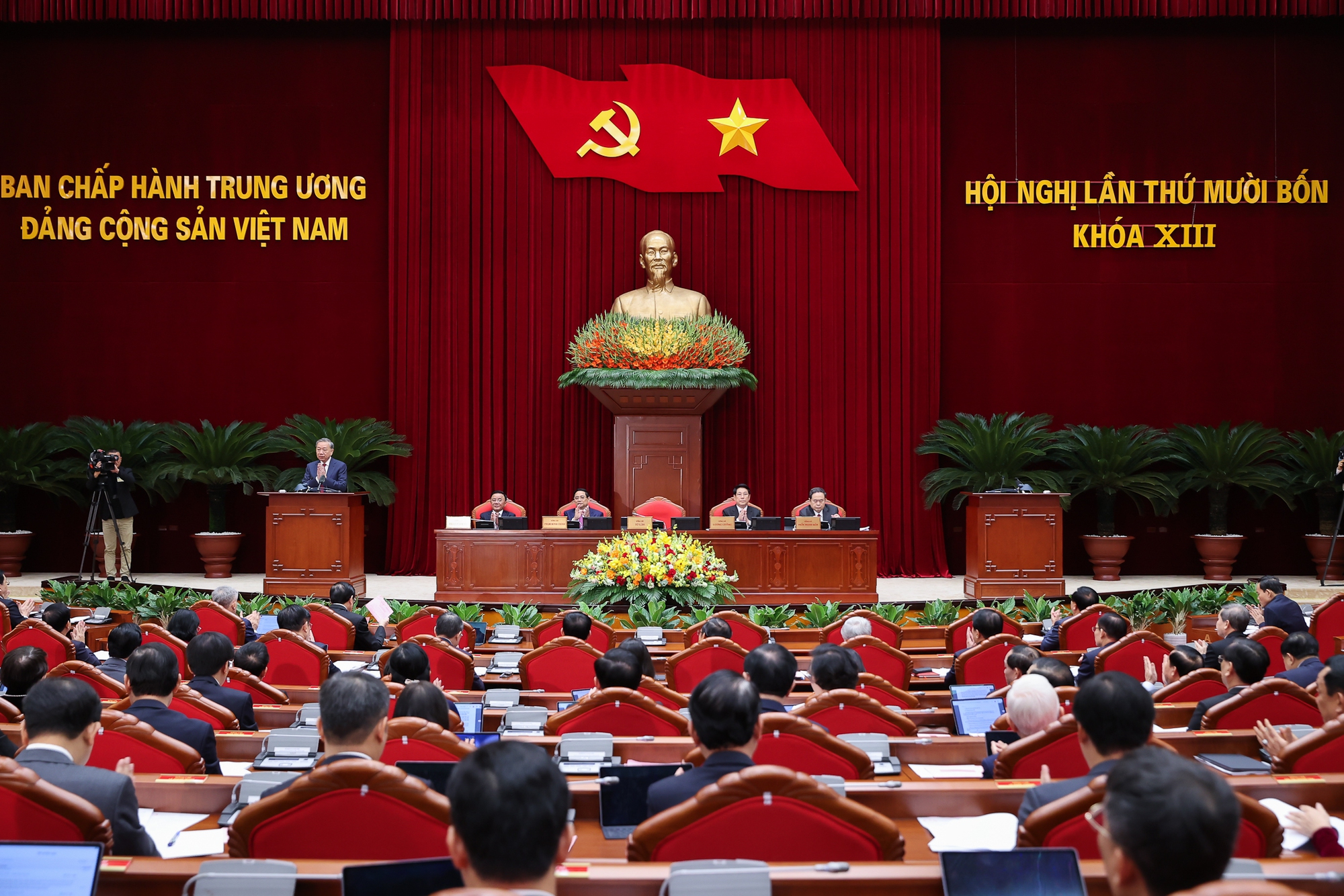 Khai mạc Hội nghị lần thứ 14 Ban Chấp hành Trung ương Đảng khóa XIII