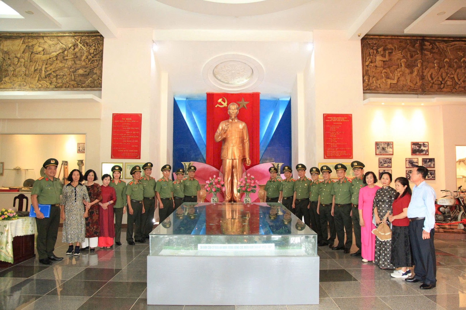 PHÒNG CẢNH VỆ MIỀN NAM, BỘ TƯ LỆNH CẢNH VỆ TỔ CHỨC HÀNH TRÌNH VỀ NGUỒN NHÂN KỶ NIỆM 70 NĂM NGÀY THÀNH LẬP