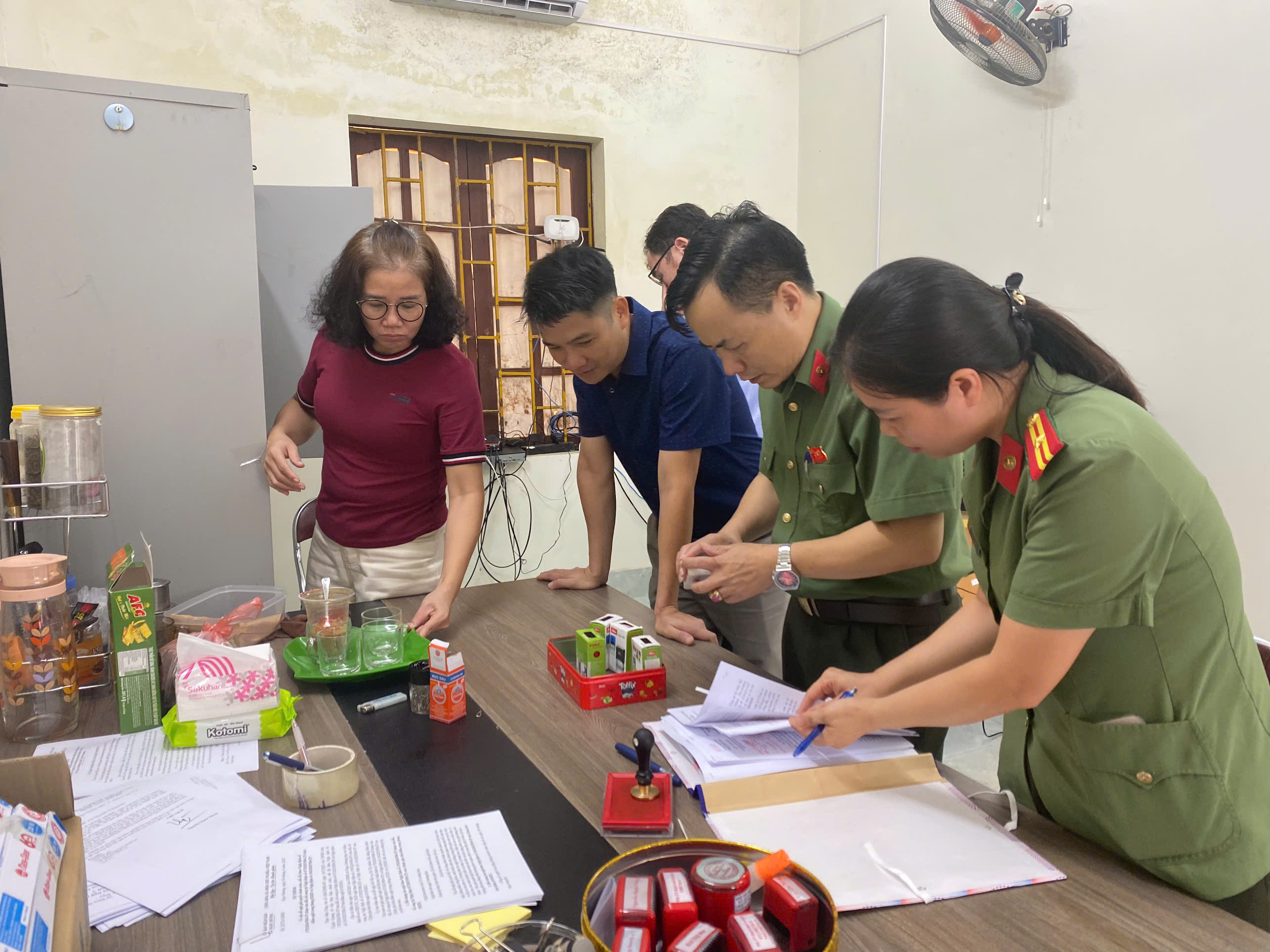 CÔNG AN XÃ NGỌC ĐƯỜNG CHỦ ĐỘNG KIỂM TRA, HƯỚNG DẪN CÔNG TÁC CHẤP HÀNH LUẬT BẢO VỆ BÍ MẬT NHÀ NƯỚC