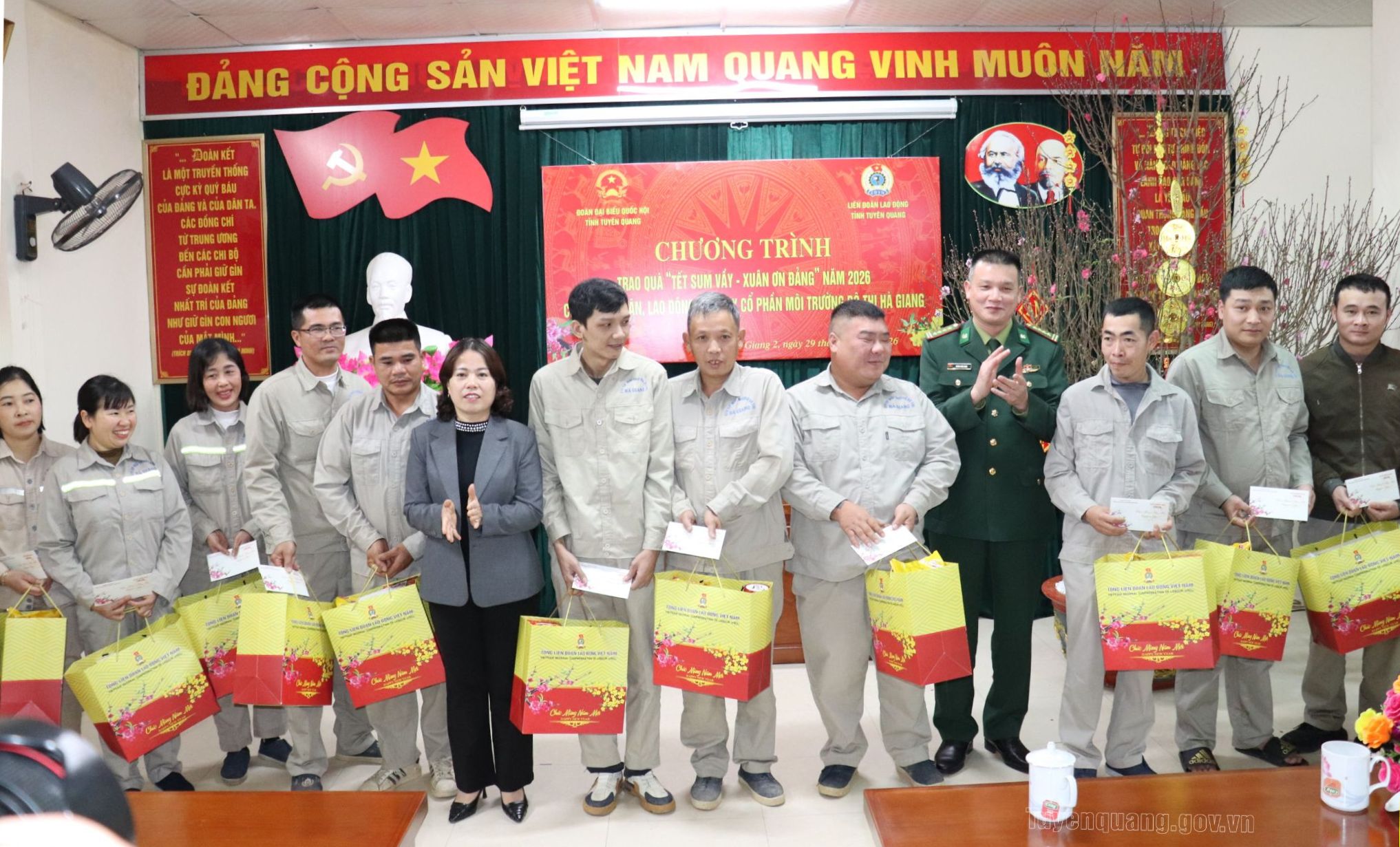 Tuyên Quang chăm lo đời sống tinh thần cho công nhân tạo nền tảng để phát triển bền vững