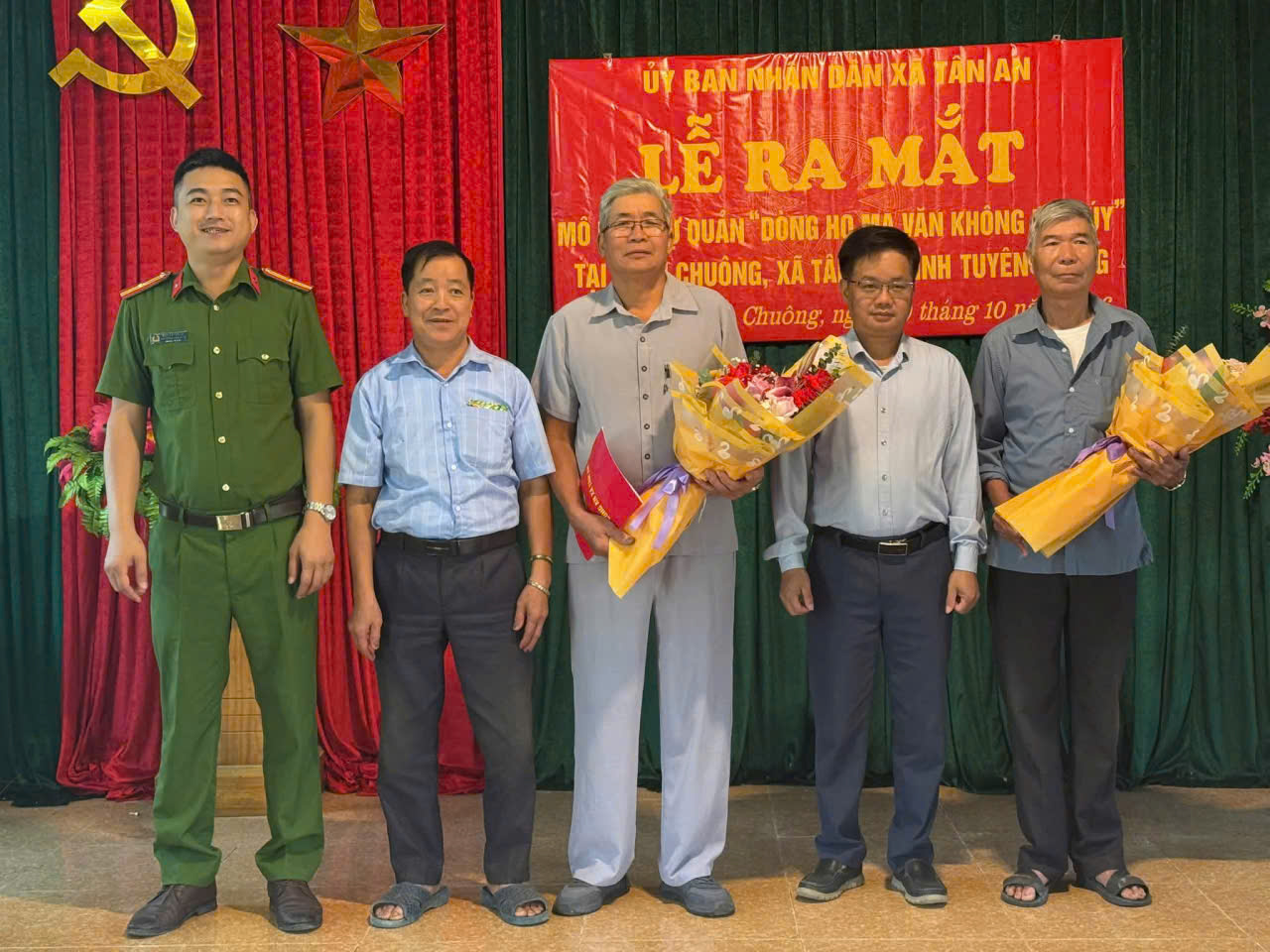 RA MẮT MÔ HÌNH TỰ QUẢN “DÒNG HỌ MA VĂN KHÔNG MA TÚY”, GÓP PHẦN XÂY DỰNG XÃ TÂN AN KHÔNG MA TÚY