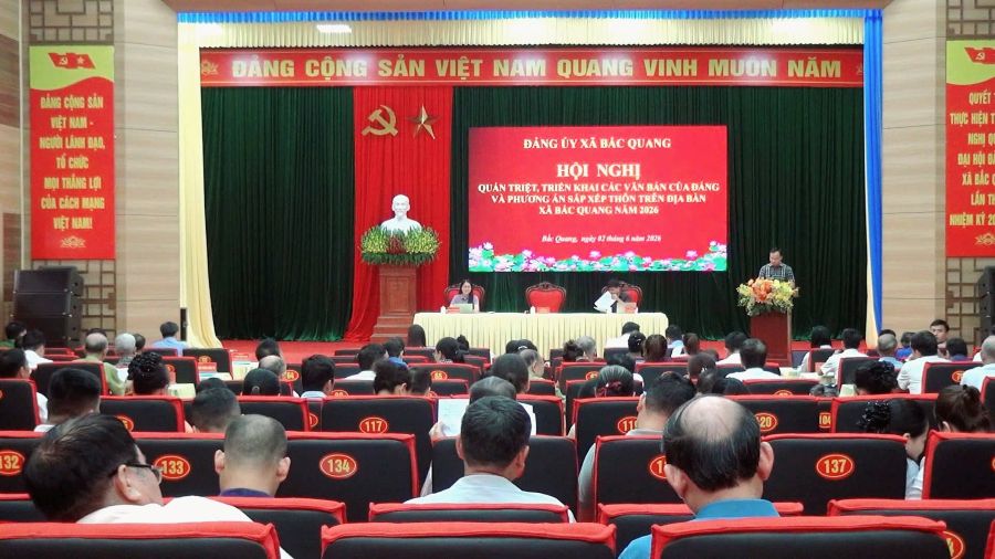 Hội nghị quán triệt, triển khai các văn bản chỉ đạo của Trung ương, của tỉnh và phương án sắp xếp thôn trên địa bàn xã