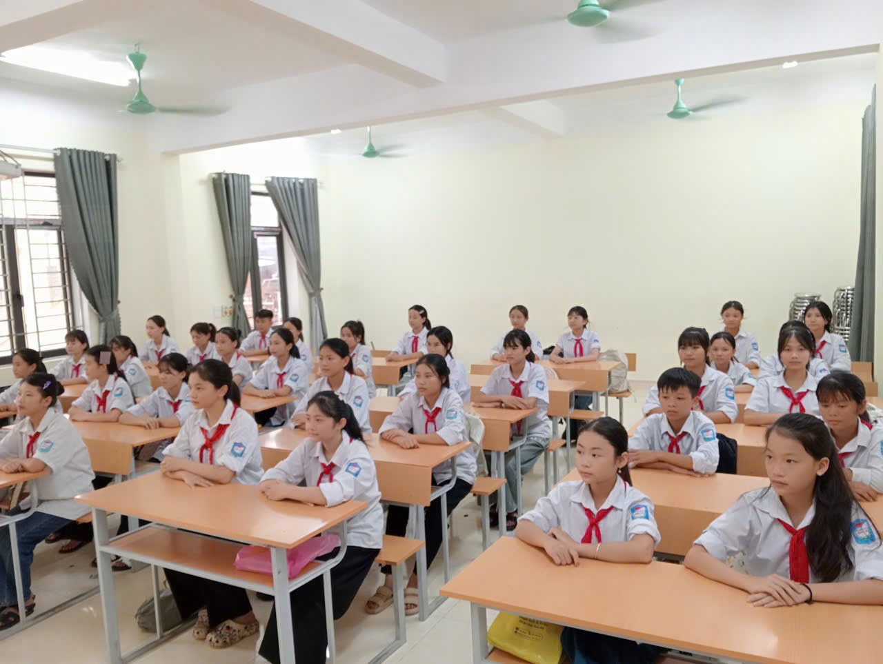 Sắp xếp mạng lưới cơ sở giáo dục: Tinh gọn bộ máy, nâng cao chất lượng, lấy người học làm trung tâm