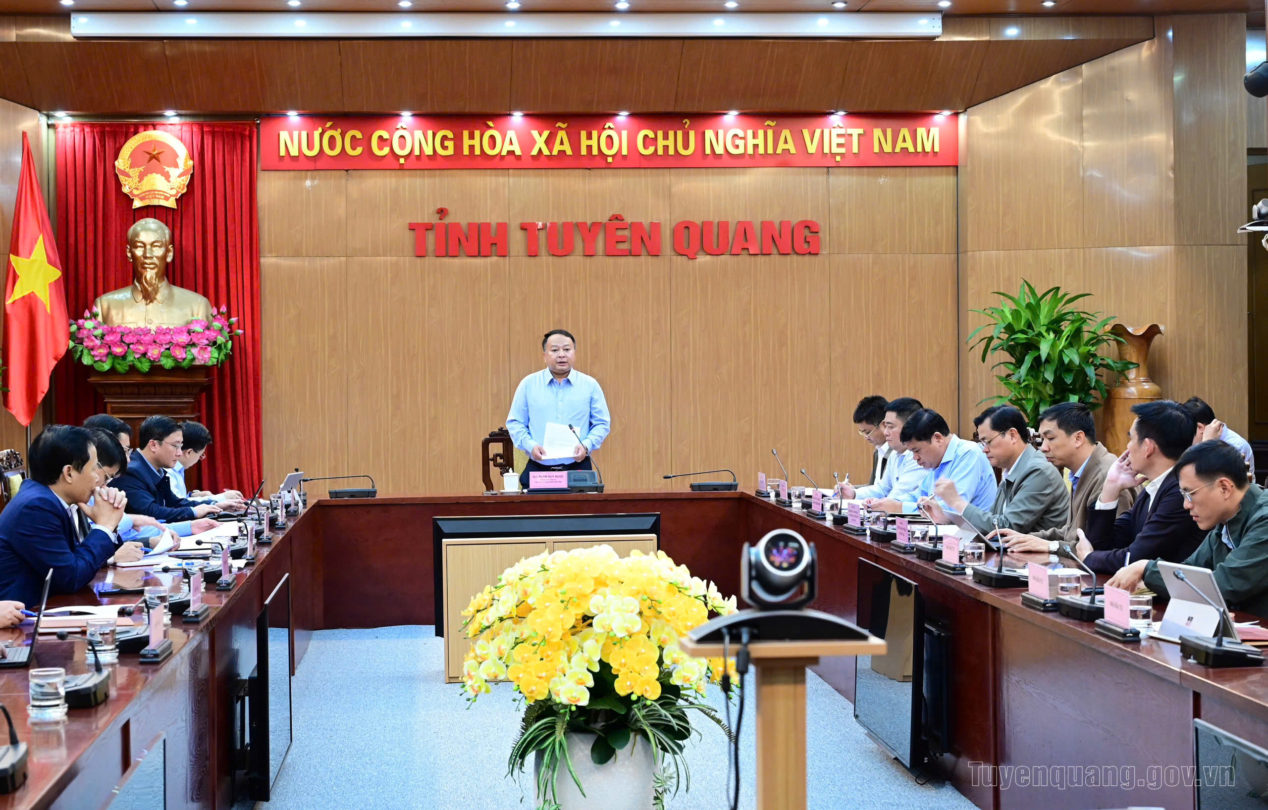 Tập trung tháo gỡ khó khăn, bảo đảm tiến độ các dự án trọng điểm