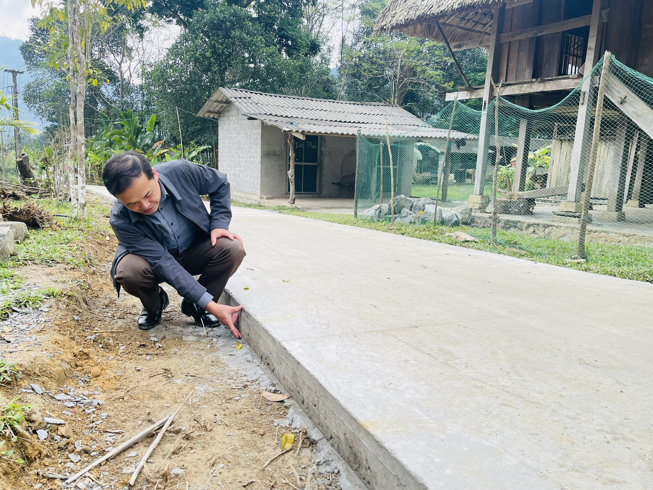 x&atilde; hội h&oacute;a 4.jpg