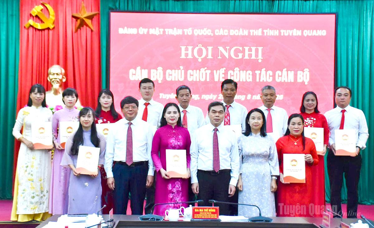 Thành lập 20 chi bộ trực thuộc Đảng bộ MTTQ, các đoàn thể tỉnh Tuyên Quang