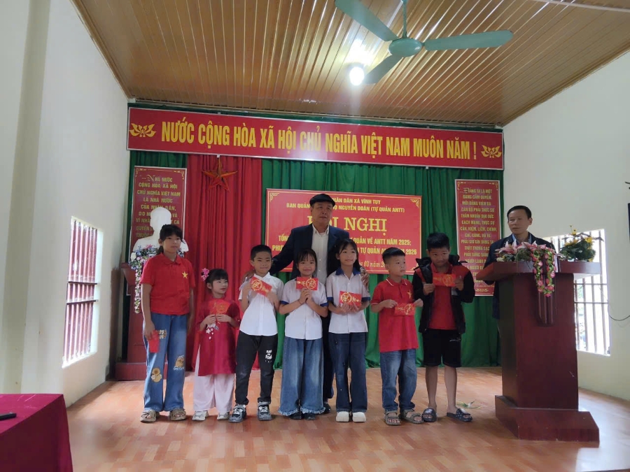 D&ograve;ng họ Do&atilde;n,.jpg