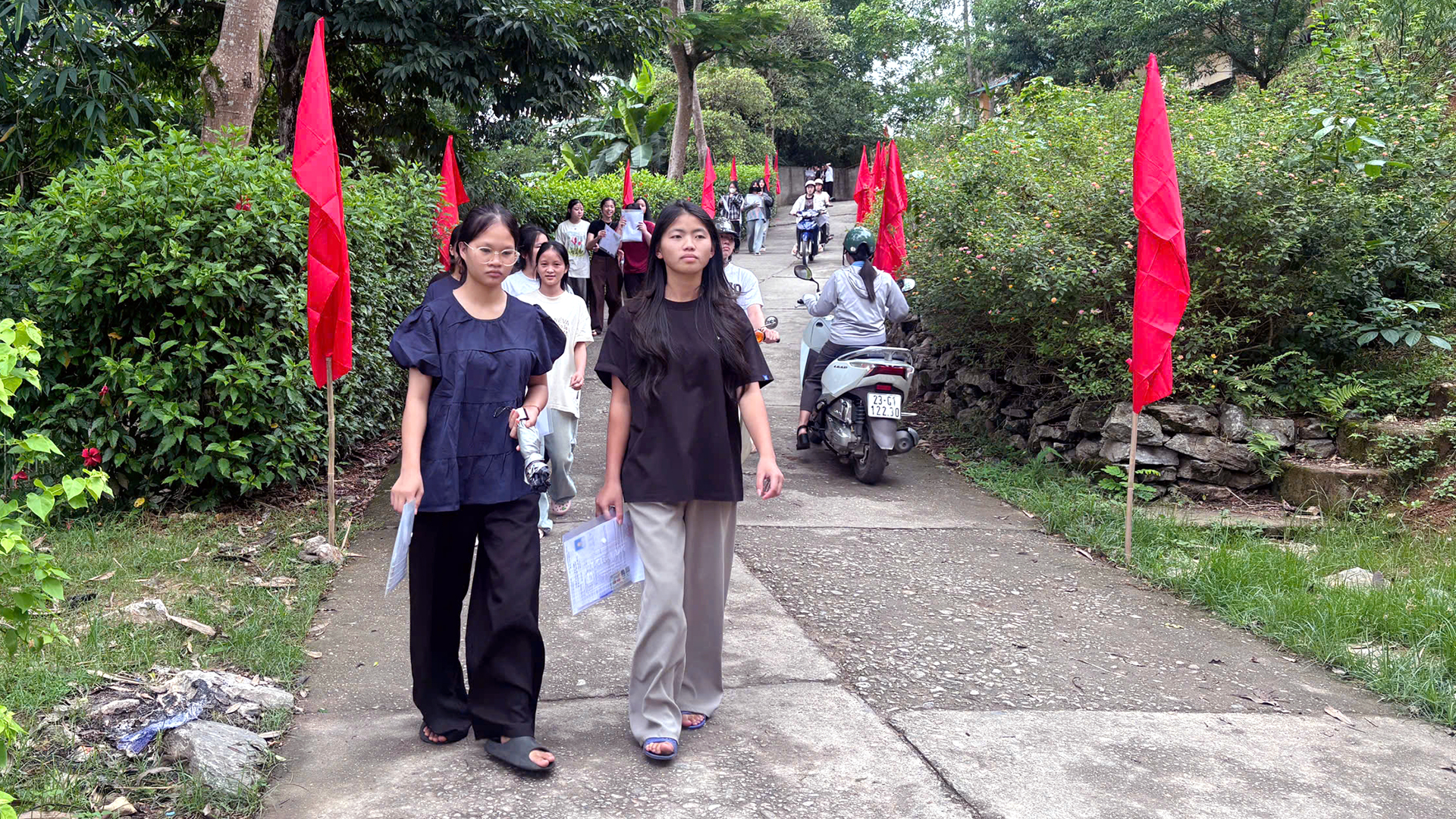 Pà Vầy Sủ - 266 thí sinh hoàn thành làm thủ tục dự thi tốt nghiệp THPT năm 2026
