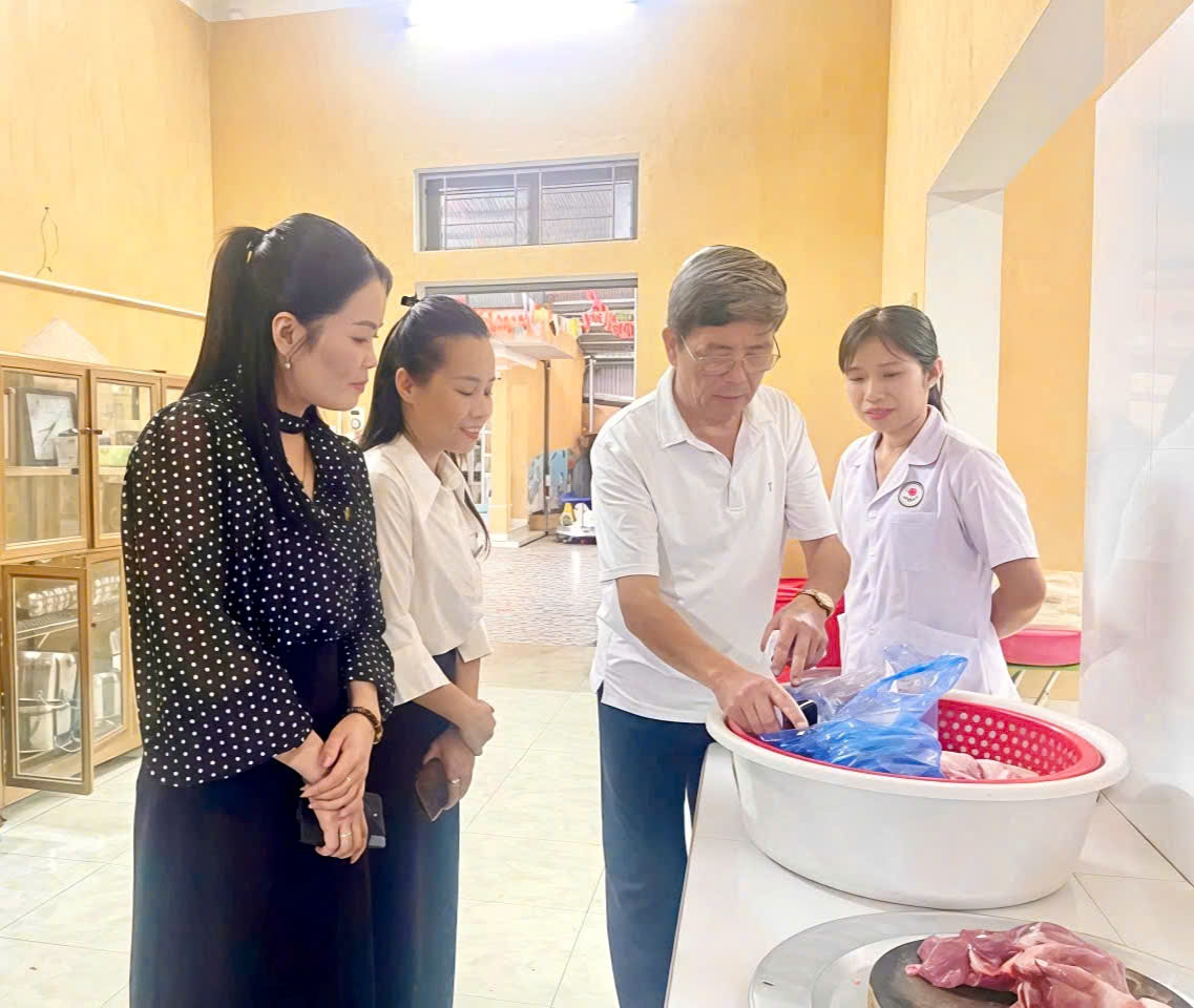 Kiểm tra an toàn thực phẩm đối bếp ăn tập thể trong các trường học và công tác Y tế trường học năm 2026 (đợt I)