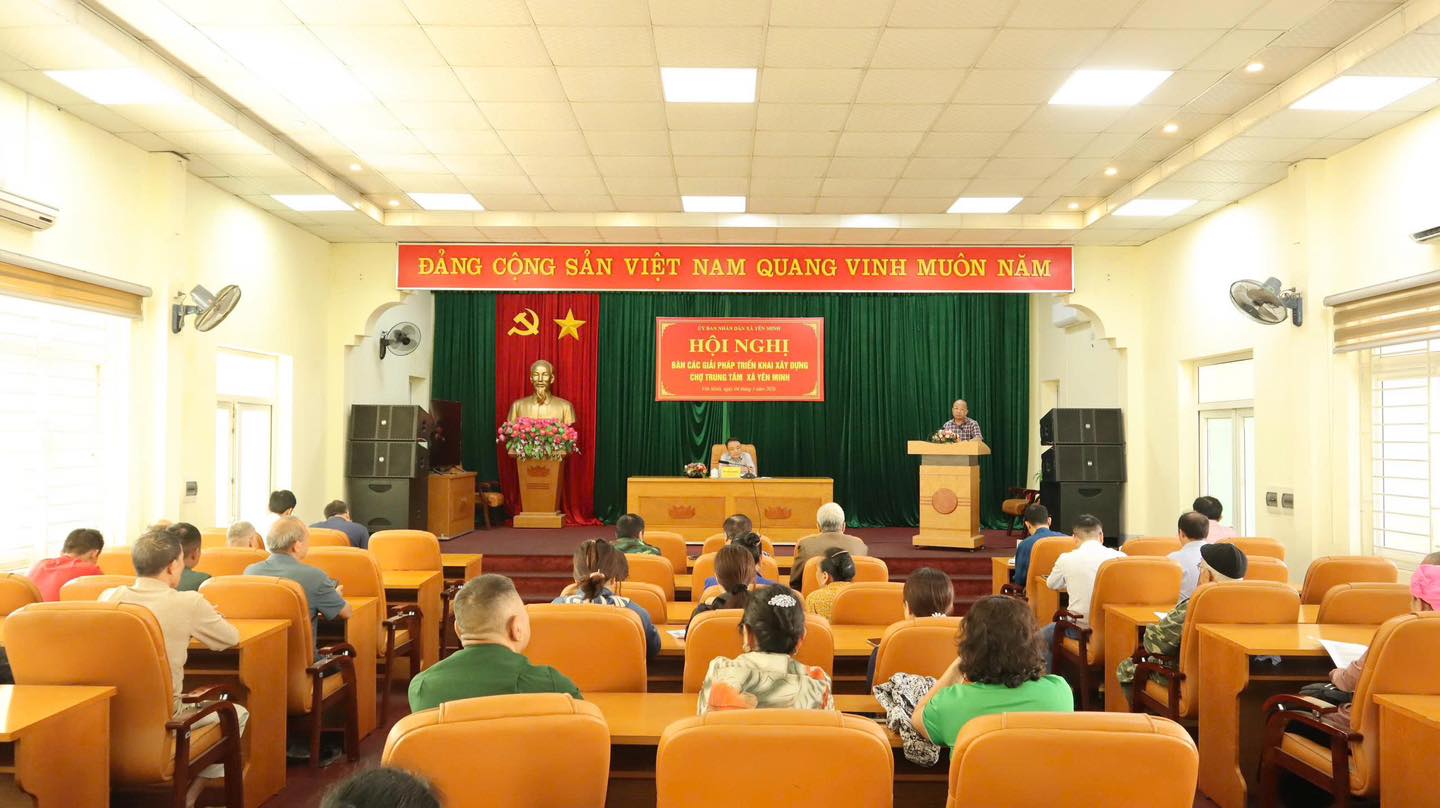XÃ YÊN MINH HỌP BÀN GIẢI PHÁP TRIỂN KHAI XÂY DỰNG CHỢ TRUNG TÂM