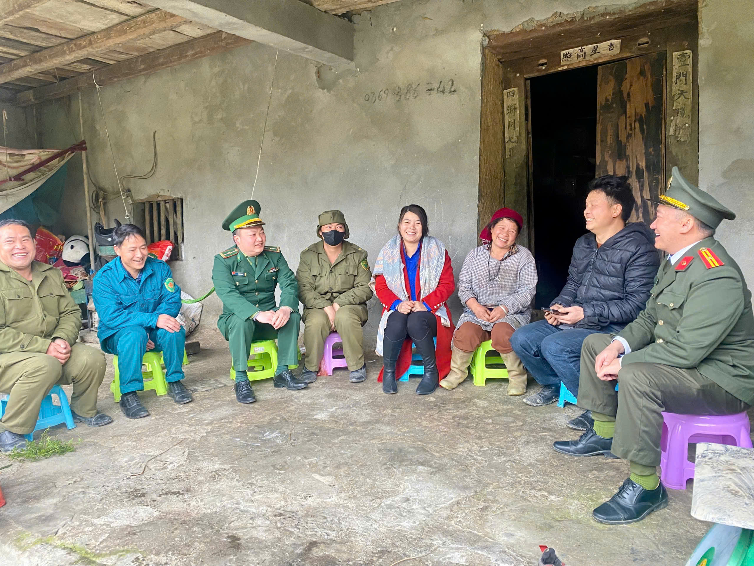 GIỮ VỮNG AN NINH TRÊN TUYẾN BIÊN GIỚI TRONG DỊP TẾT NGUYÊN ĐÁN BÍNH NGỌ