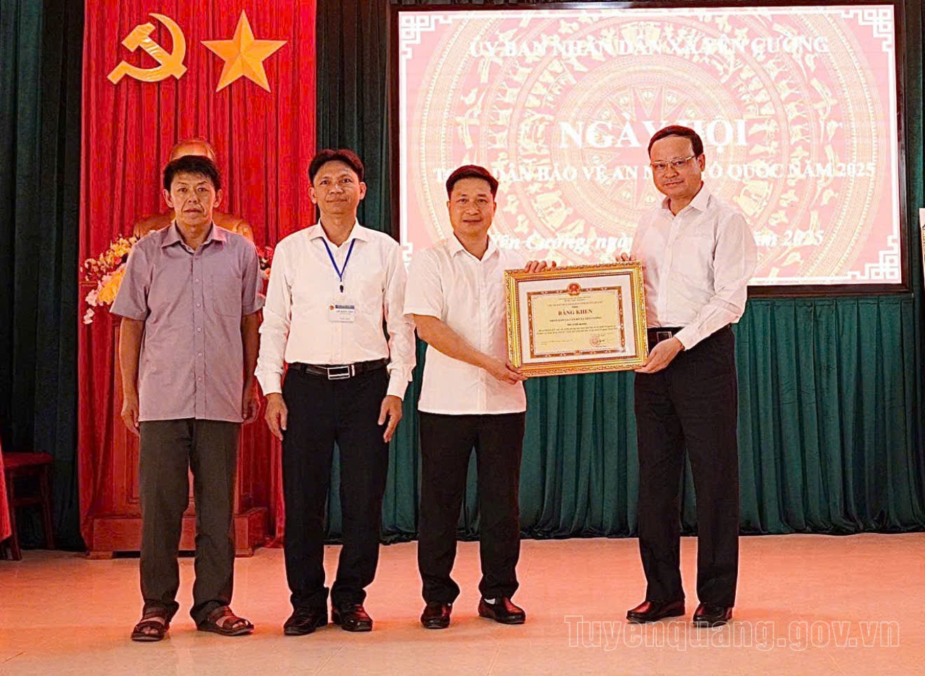 Phó Chủ tịch Thường trực Ủy ban nhân dân tỉnh Nguyễn Mạnh Tuấn dự Ngày hội toàn dân bảo vệ an ninh Tổ quốc xã Yên Cường