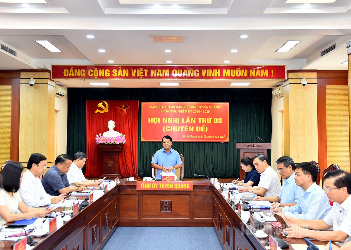 Tổ chức các phong trào thi đua thiết thực, tạo không khí sôi nổi góp phần vào thành công của Đại hội