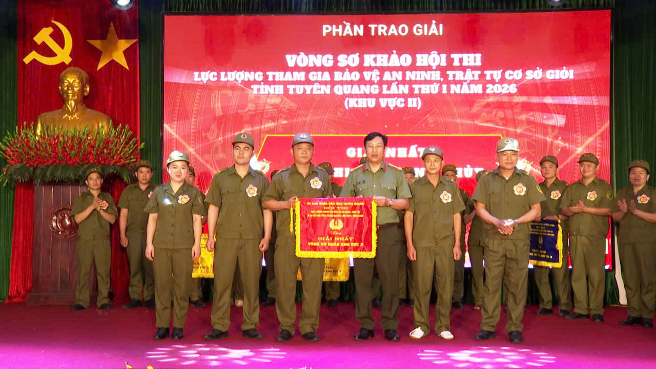 XÃ THANH THỦY XUẤT SẮC GIÀNH GIẢI NHẤT HỘI THI LỰC LƯỢNG THAM GIA BẢO VỆ ANTT Ở CƠ SỞ GIỎI - KHU VỰC III