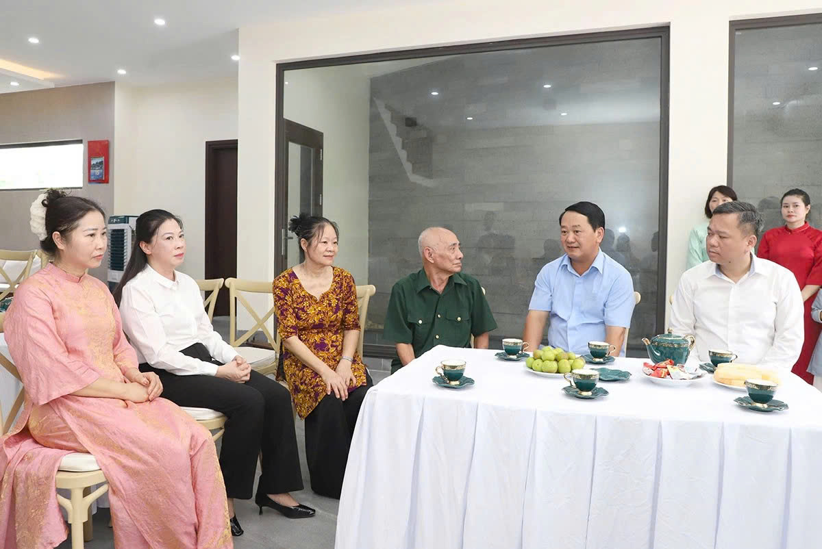 TỪ CHỦ TRƯƠNG CỦA ĐẢNG ĐẾN NGHĨA TÌNH TRÊN QUÊ HƯƠNG CÁCH MẠNG