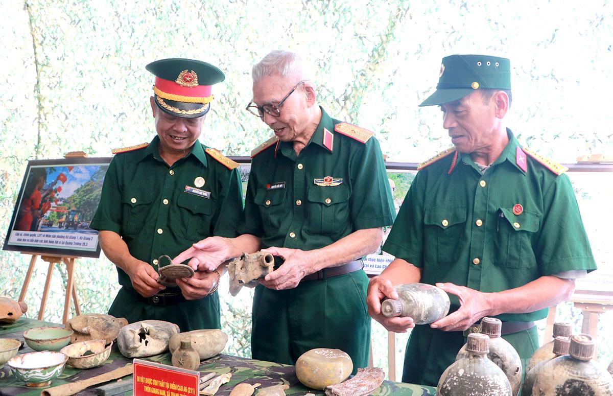 Kỷ vật từ lòng đất