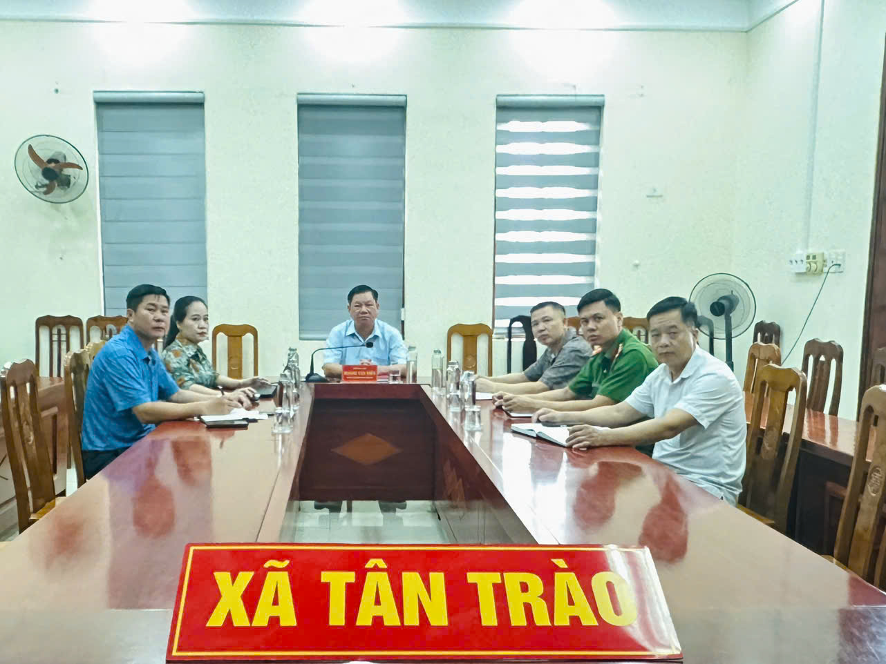 Xã Tân Trào dự hội nghị trực tuyến nghe báo cáo thực hiện nhiệm vụ sắp xếp thôn, tổ dân phố trên địa bàn tỉnh