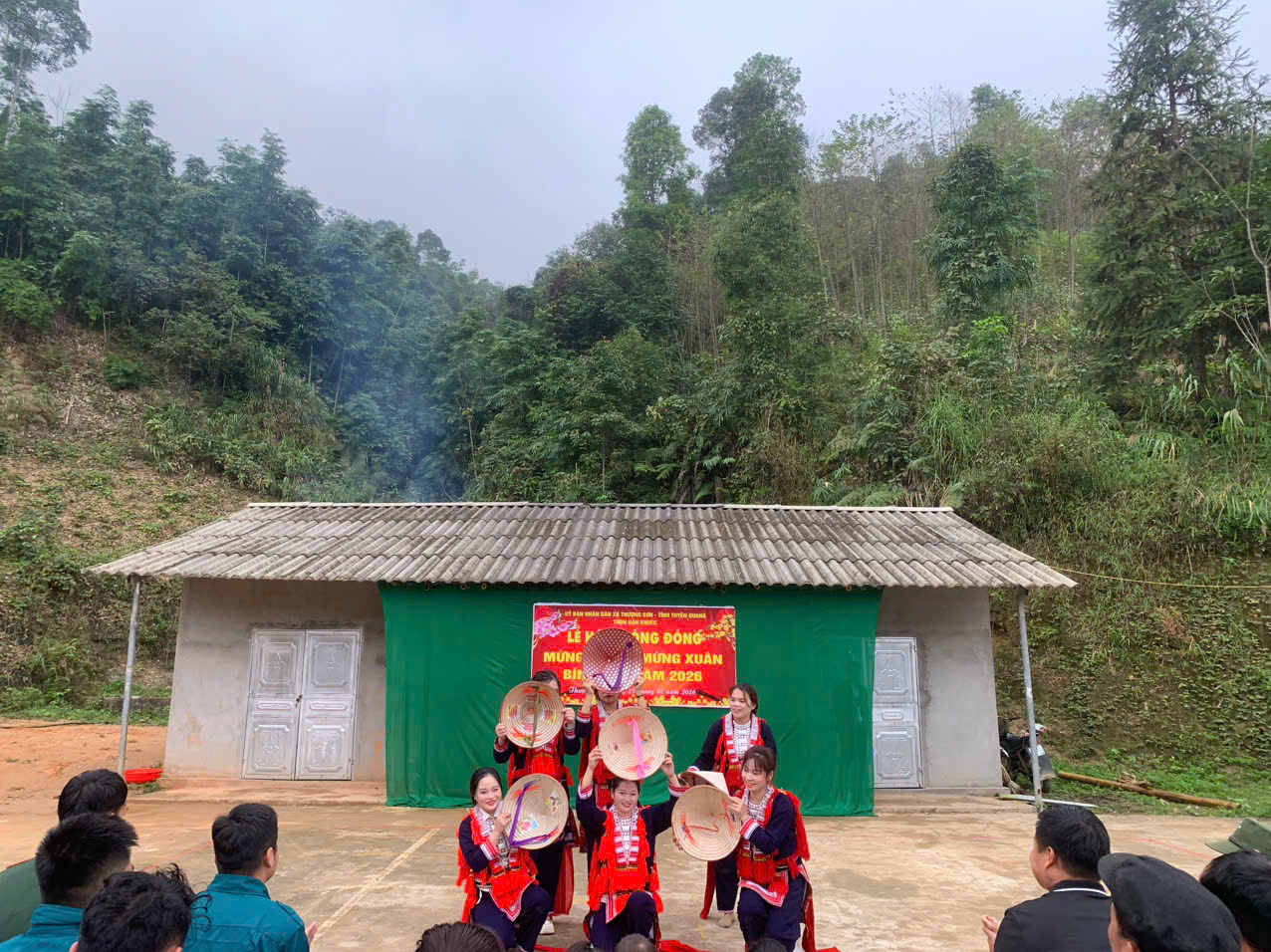 XÃ THƯỢNG SƠN ĐẨY MẠNH PHÁT TRIỂN VĂN HOÁ, NÂNG CAO ĐỜI SỐNG TINH THẦN NHÂN DÂN