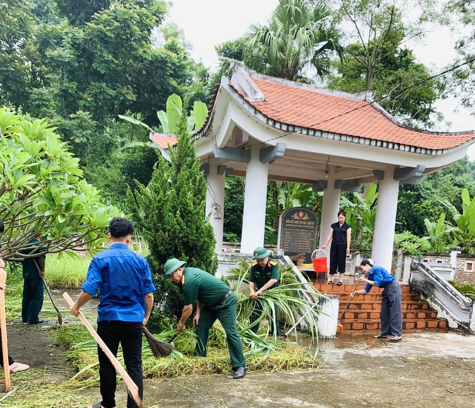 ẤM ÁP TÌNH QUÂN DÂN: BAN CHỈ HUY QUÂN SỰ XÃ XUÂN VÂN PHỐI HỢP TỔ CHỨC HOẠT ĐỘNG DÂN VẬN KỶ NIỆM 79 NĂM NGÀY THƯƠNG BINH - LIỆT SĨ (27/7/1947 - 27/7/2026)