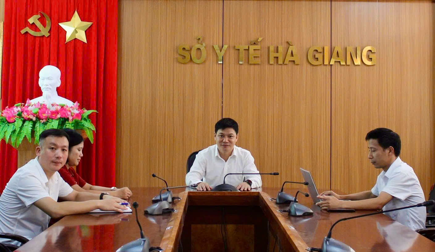 Sở Y tế dự họp trực tuyến tổng kết 6 tháng triển khai “Ứng dụng y tế từ xa”