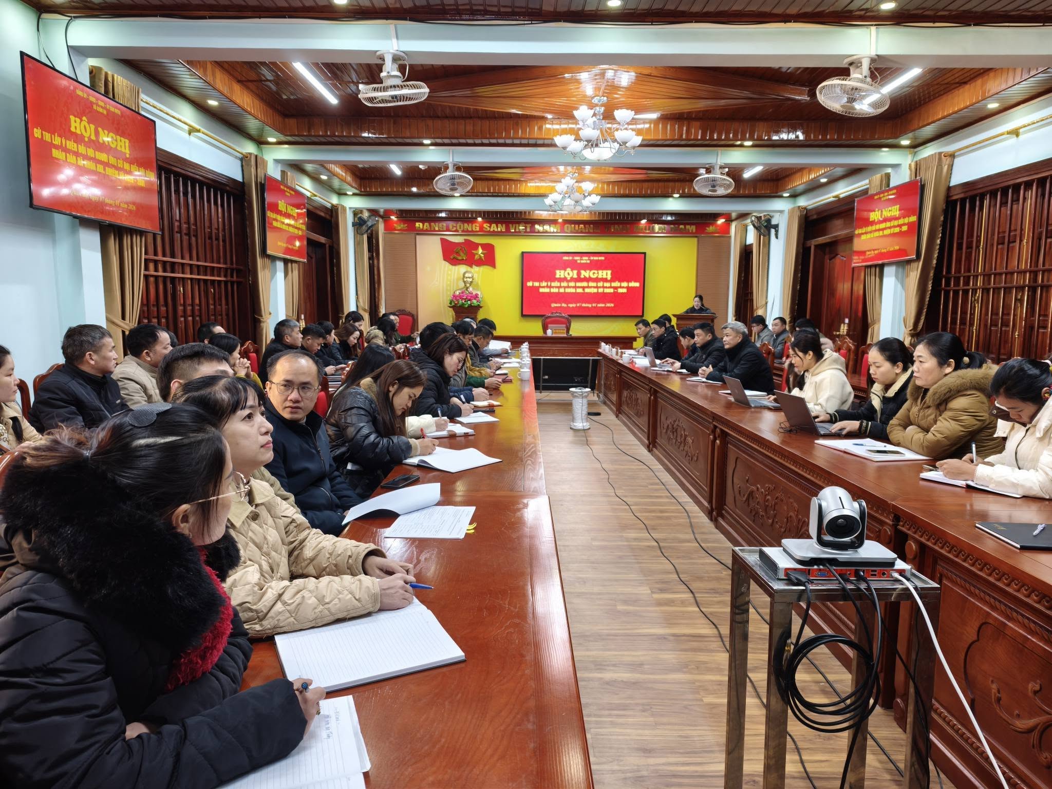 Đảng ủy – Hội đồng nhân dân – Ủy ban nhân dân – Ủy ban Mặt trận Tổ quốc xã Quản Bạ tổ chức Hội nghị cử tri lấy ý kiến đối với người ứng cử đại biểu Hội đồng nhân dân xã Quản Bạ, nhiệm kỳ 2026 – 2031.