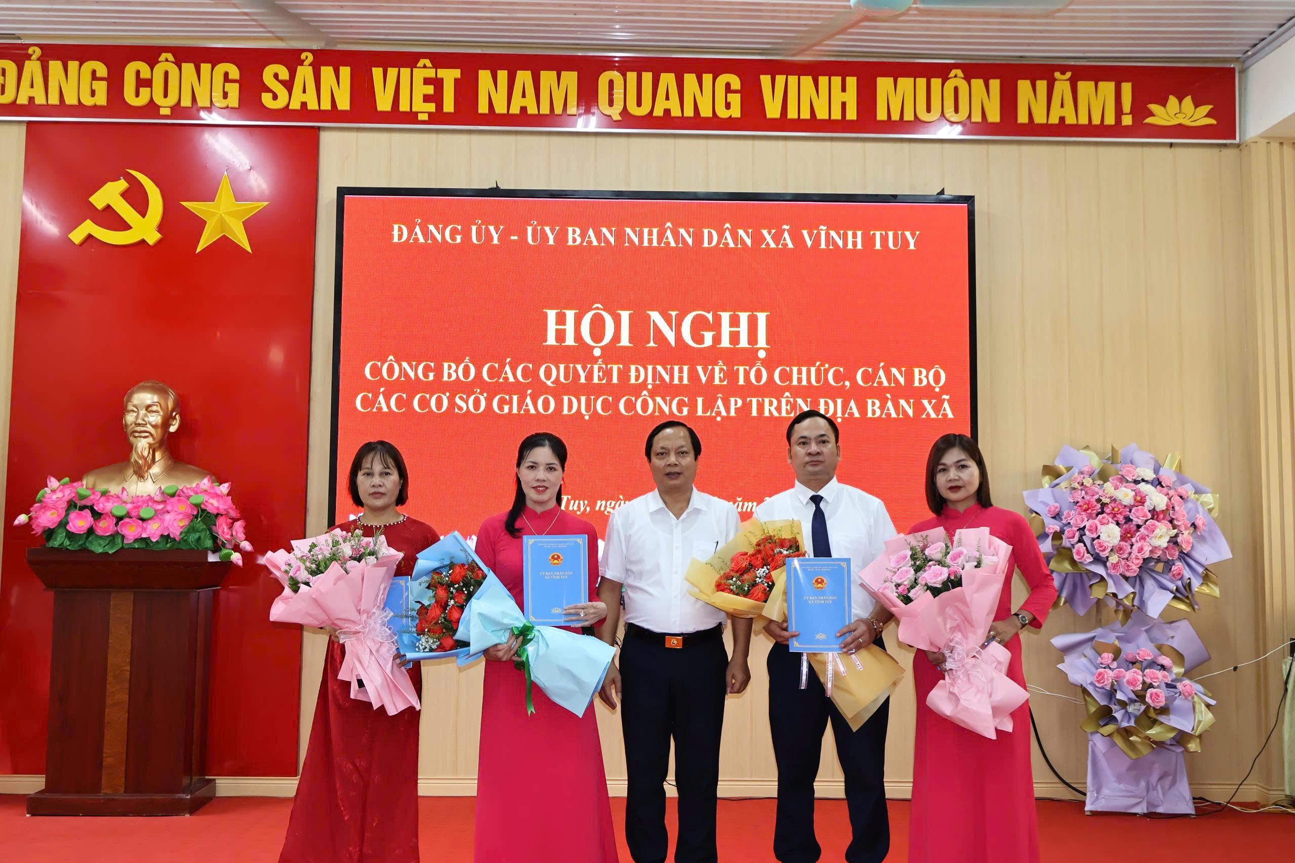 HN c&ocirc;ng bố 03 trường học tt THọc.jpg