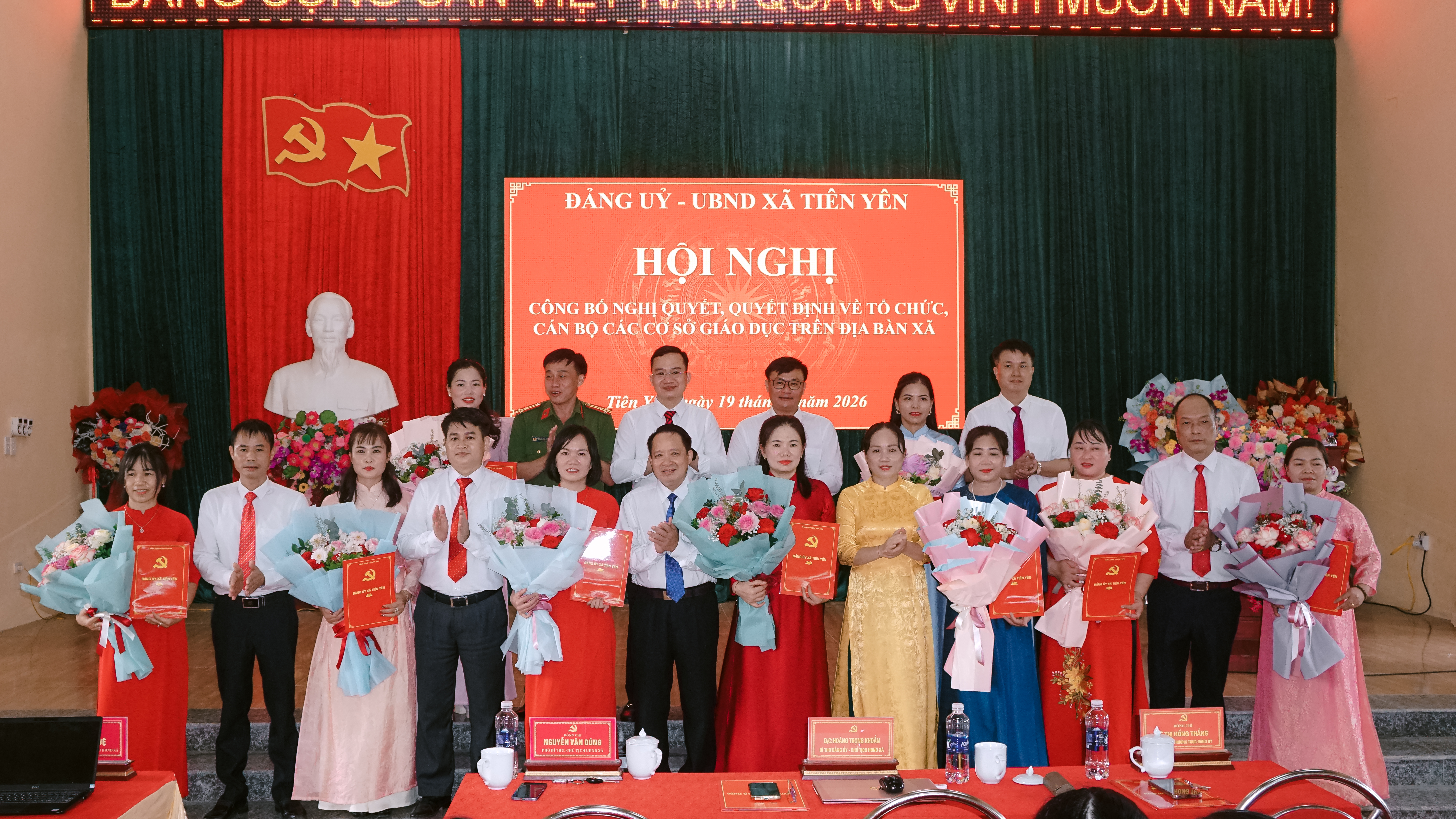 Xã Tiên Yên công bố các quyết định về sắp xếp cơ sở giáo dục và thành lập Đảng bộ các trường học