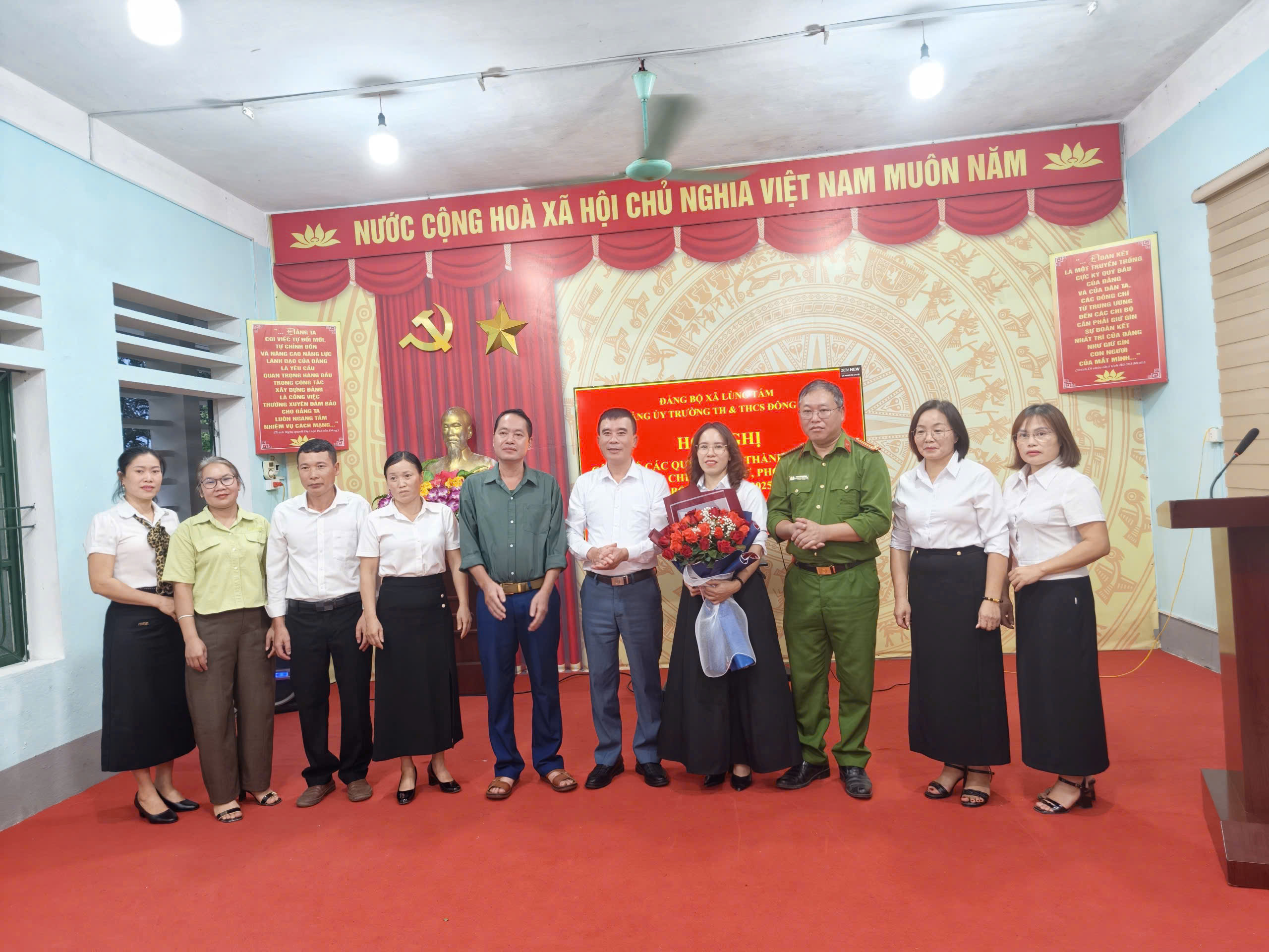 ĐẢNG BỘ TRƯỜNG TH&THCS ĐÔNG HÀ TỔ CHỨC HỘI NGHỊ CÔNG BỐ QUYẾT ĐỊNH THÀNH LẬP CHI BỘ, CHỈ ĐỊNH CHI ỦY, BÍ THƯ, PHÓ BÍ THƯ CÁC CHI BỘ