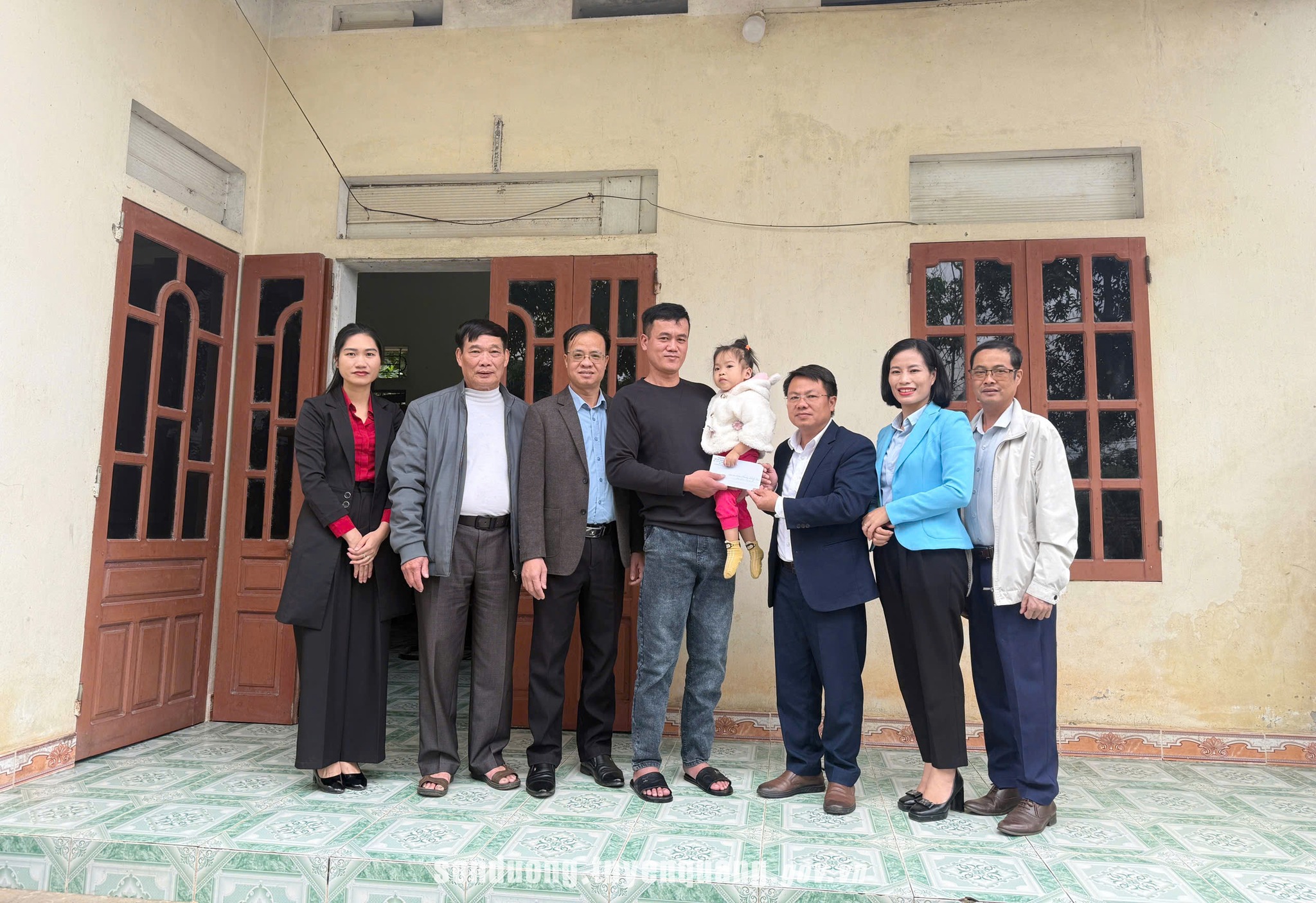 Một hành trình những bước đi không ngừng của tình phụ tử