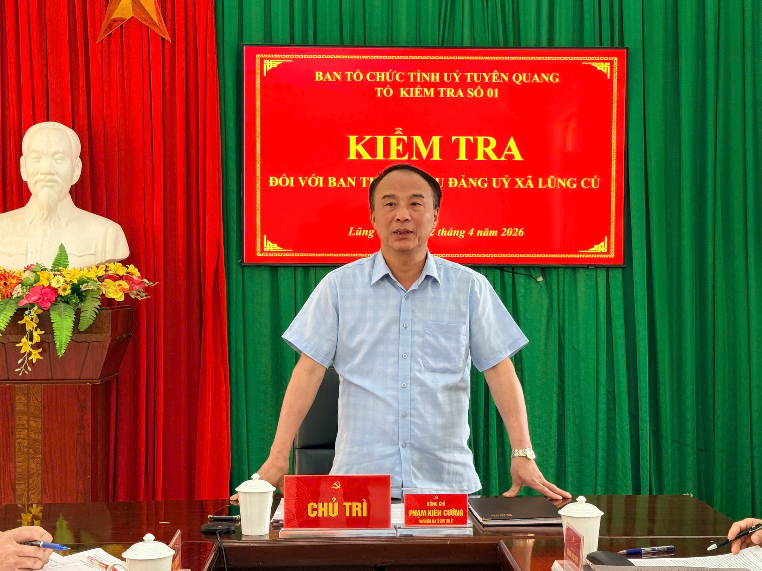 TỔ KIỂM TRA SỐ 01 BAN TỔ CHỨC TỈNH UỶ TUYÊN QUANG KIỂM TRA CÔNG TÁC XÂY DỰNG ĐẢNG TẠI XÃ LŨNG CÚ