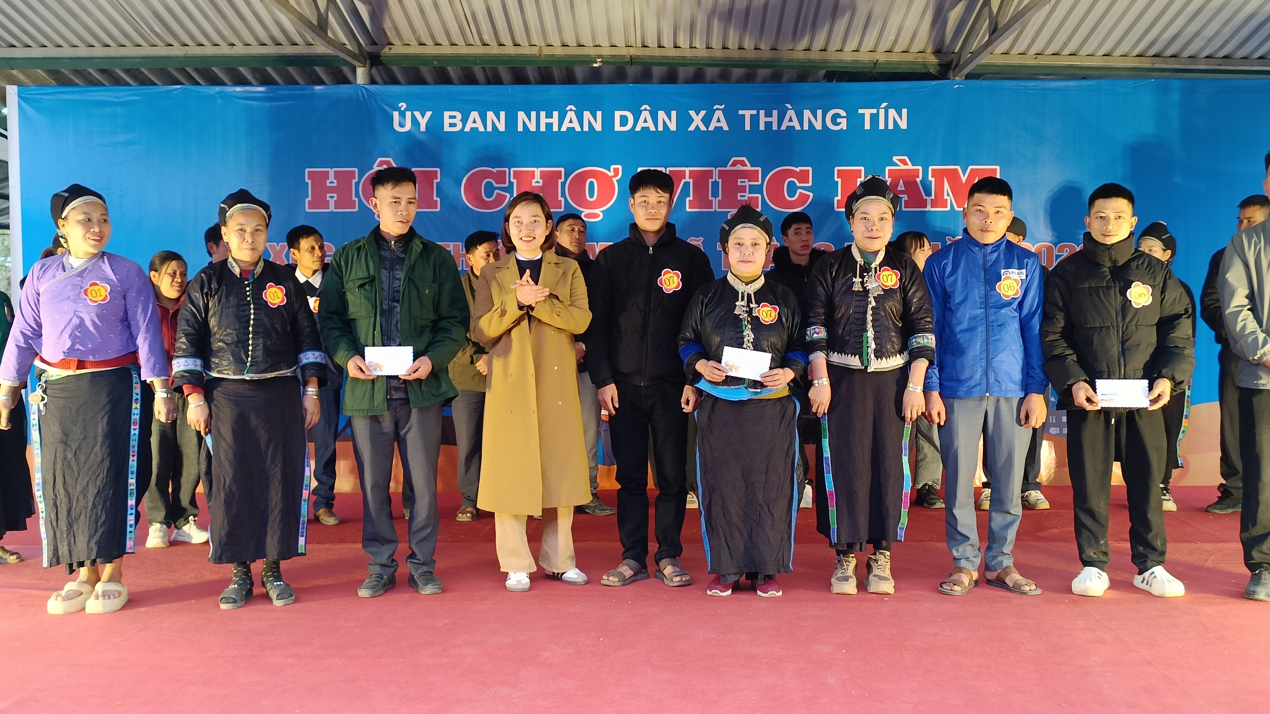 Xã Thàng Tín tổ chức Hội chợ việc làm và xúc tiến thương mại năm 2026