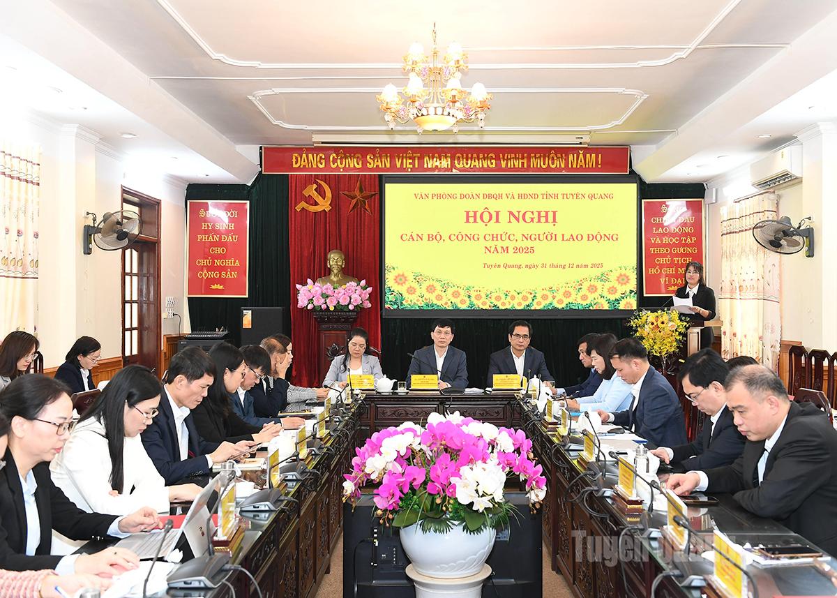 Văn phòng Đoàn ĐBQH và HĐND tỉnh đổi mới, nâng cao chất lượng tham mưu đáp ứng yêu cầu nhiệm vụ trong giai đoạn mới