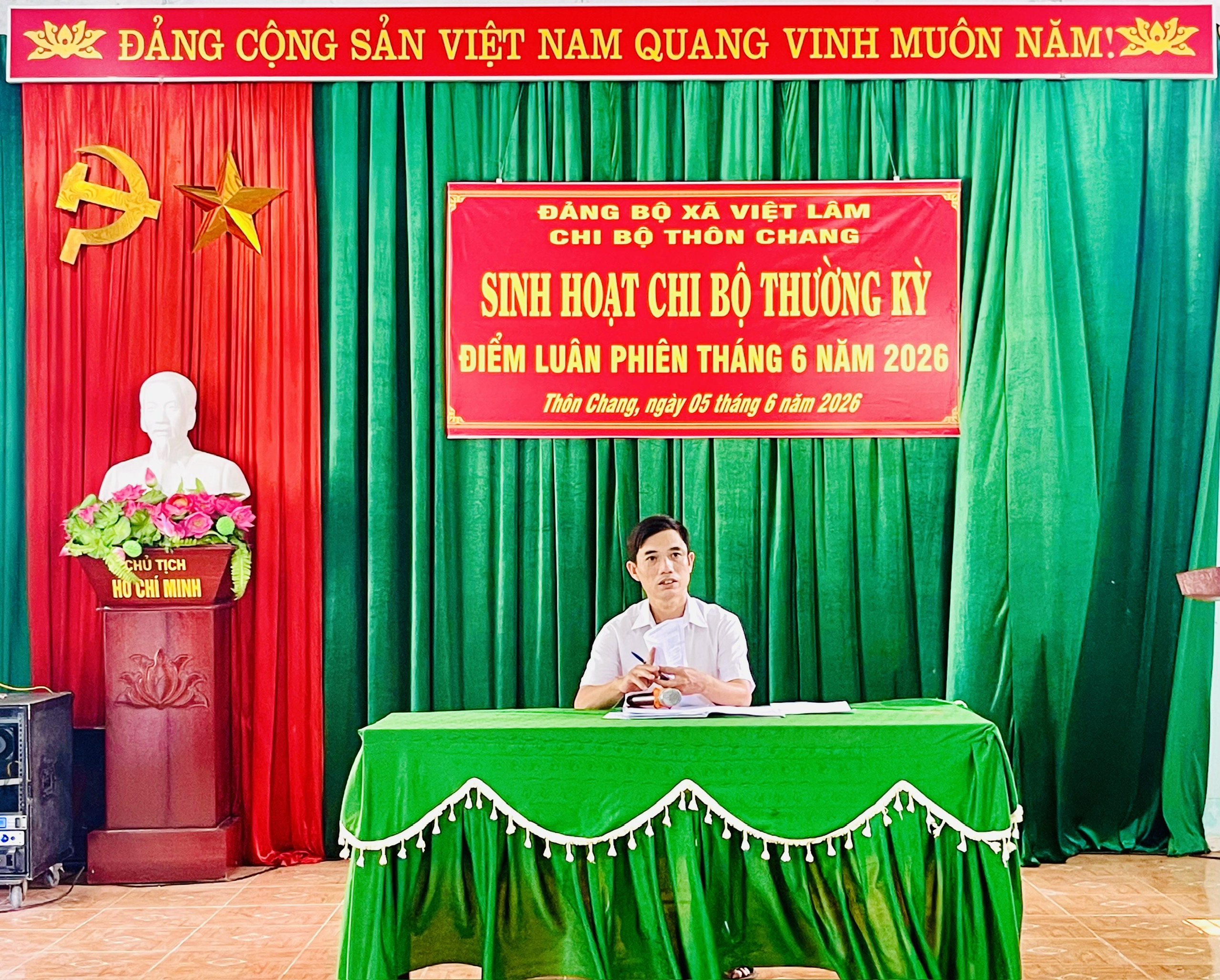 CHI BỘ THÔN CHANG TỔ CHỨC SINH HOẠT CHI BỘ THƯỜNG KỲ ĐIỂM LUÂN PHIÊN THÁNG 6 NĂM 2026