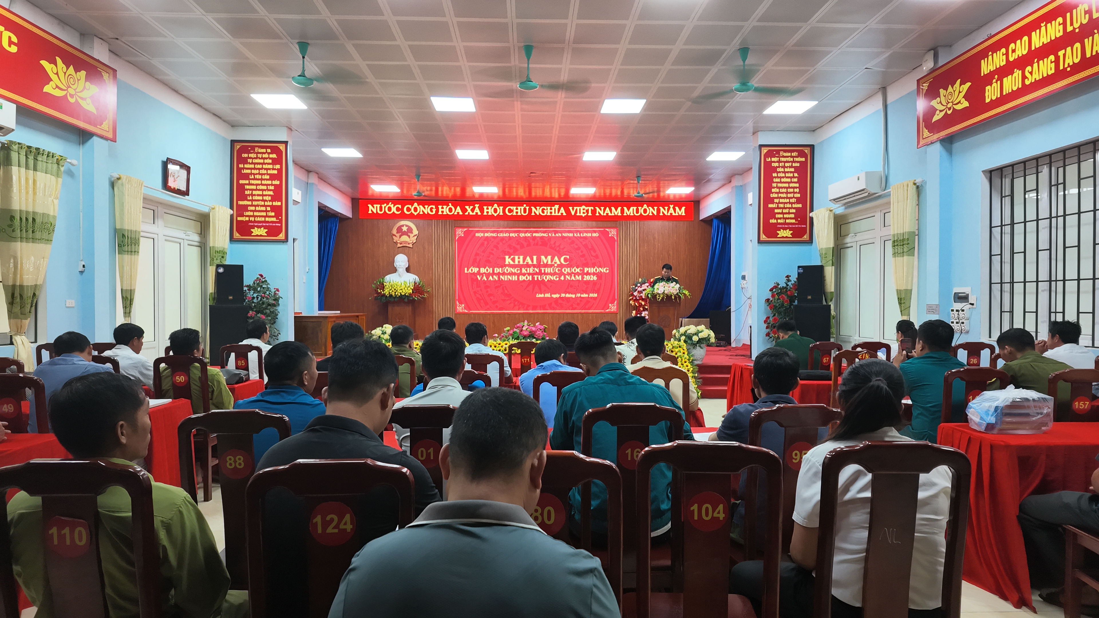 Xã Linh Hồ khai mạc lớp bồi dưỡng kiến thức quốc phòng và an ninh đối tượng 4 năm 2026