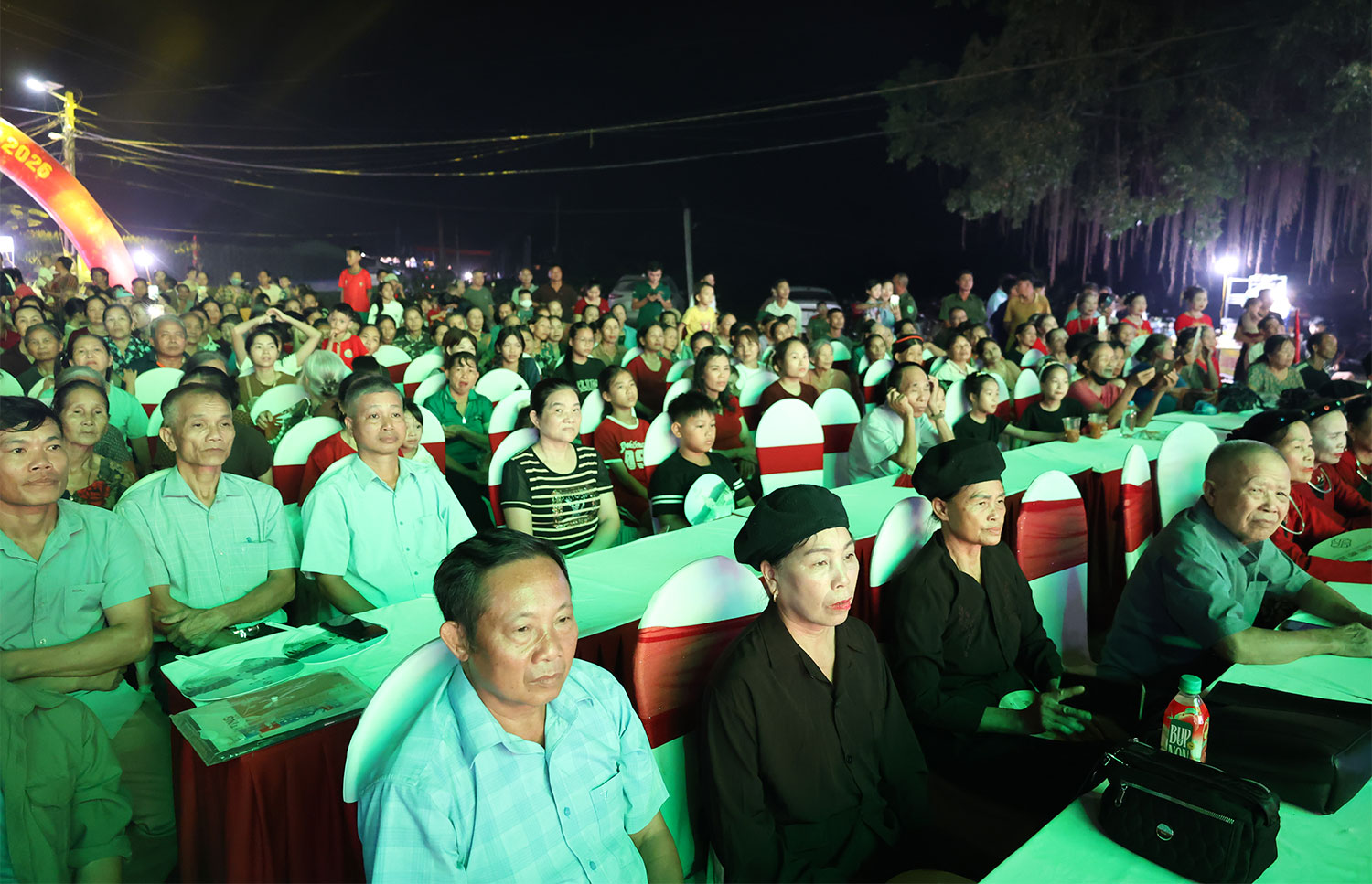 van-nghe-le-hoi9.jpg