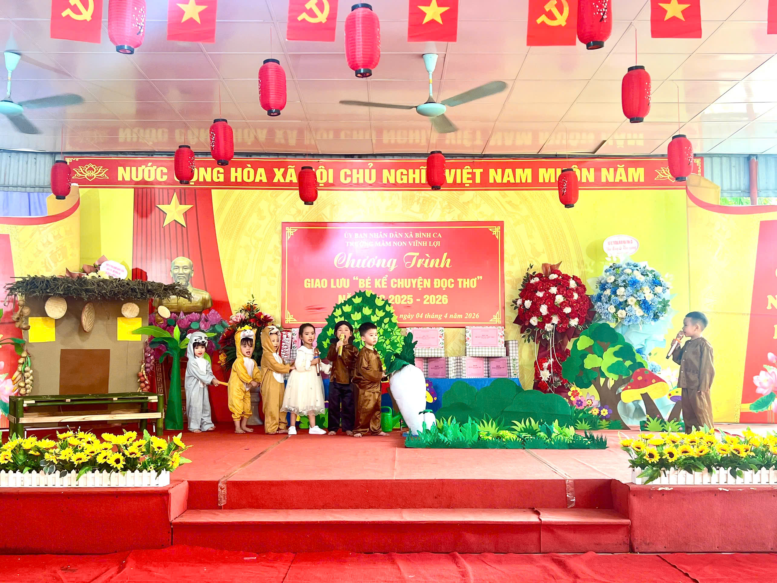 Trường Mầm non Vĩnh Lợi tổ chức Chương trình giao lưu “Bé kể chuyện, đọc thơ” năm học 2025 - 2026