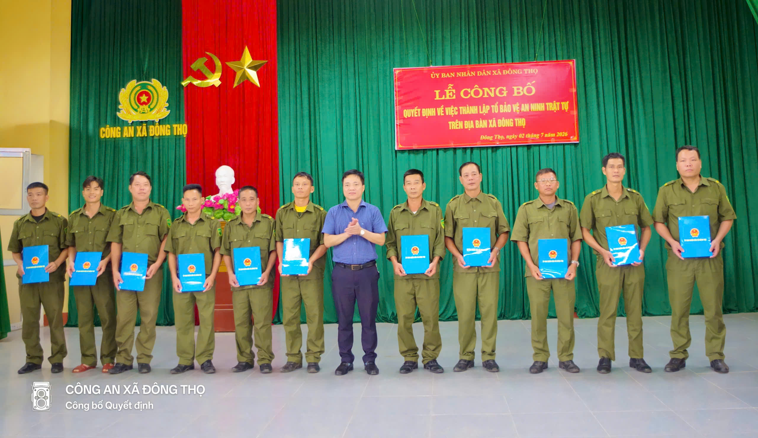 CÔNG BỐ QUYẾT ĐỊNH THÀNH LẬP TỔ BẢO VỆ ANTT Ở CƠ SỞ TRÊN ĐỊA BÀN XÃ ĐÔNG THỌ