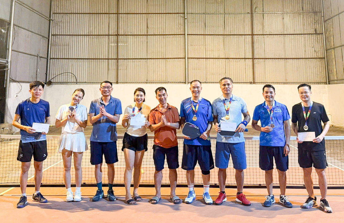 Viện Kiểm sát nhân dân khu vực II – Tuyên Quang, Hạt Kiểm lâm khu vực III tổ chức giải Pickleball hưởng ứng Ngày Chuyển đổi số quốc gia (10/10) và chào mừng Ngày Phụ nữ Việt Nam (20/10)