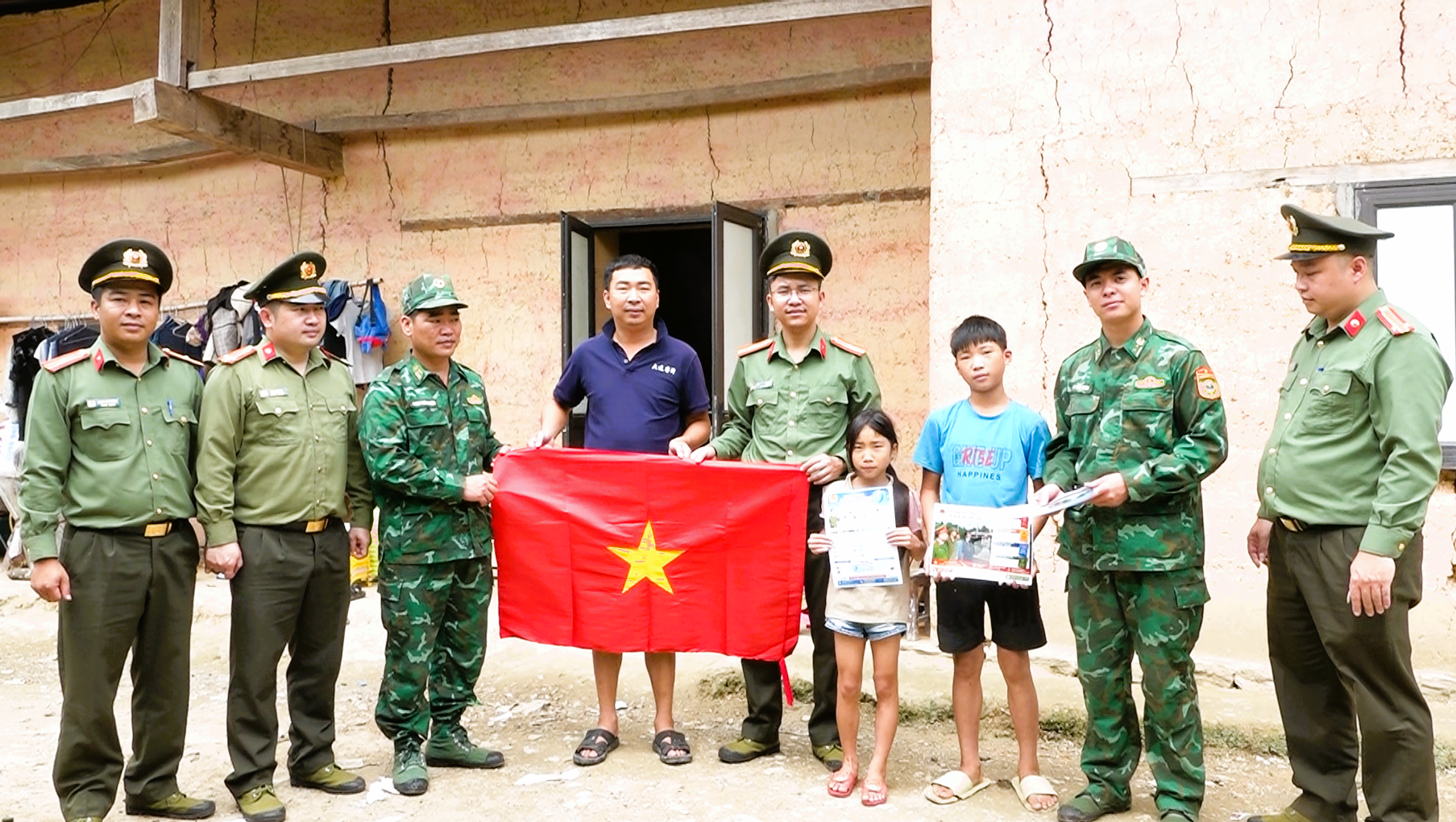 Khi lòng dân vững- biên ải bình yên