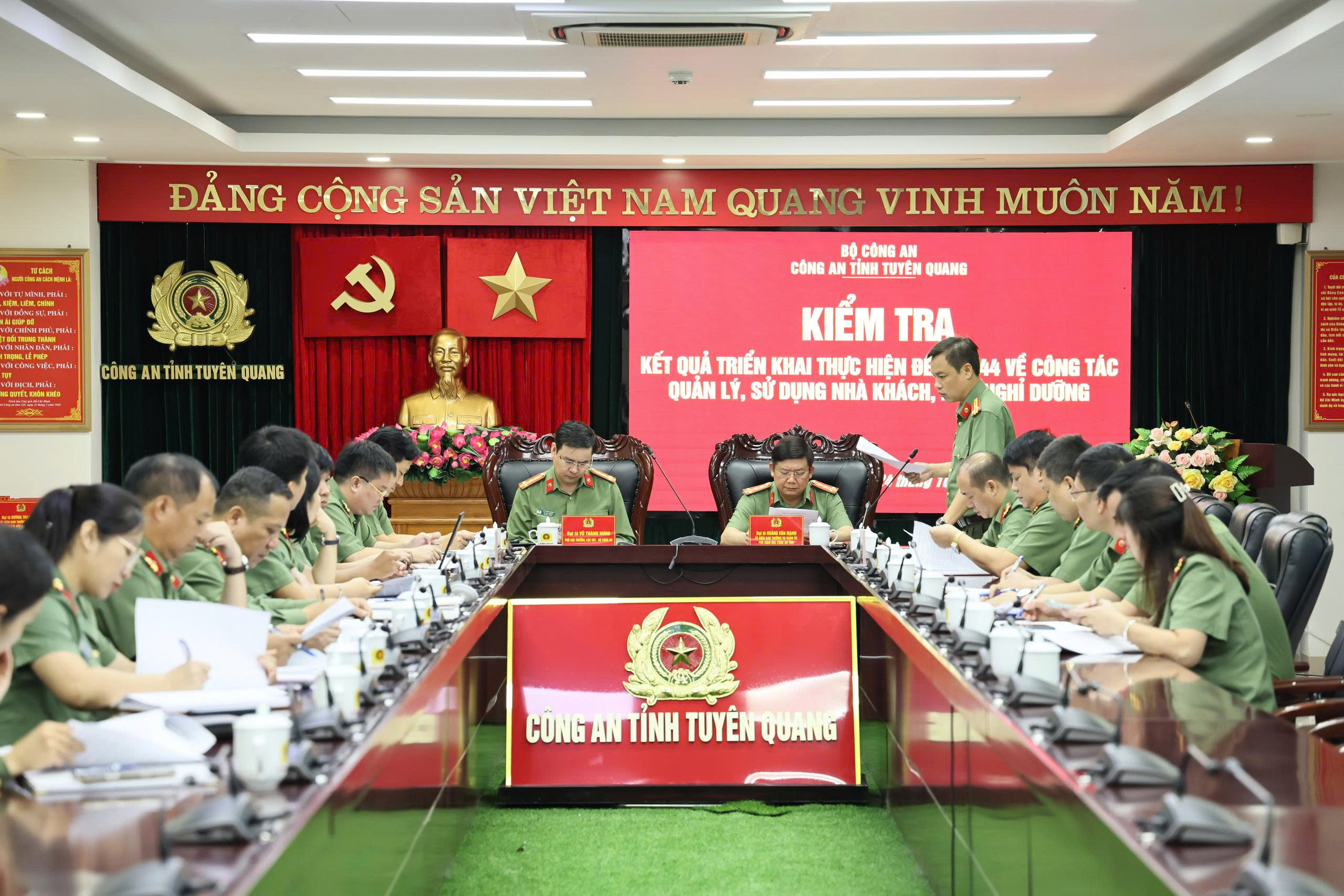 KIỂM TRA, ĐÁNH GIÁ KẾT QUẢ THỰC HIỆN ĐỀ ÁN SẮP XẾP, PHÁT TRIỂN HỆ THỐNG NHÀ KHÁCH, NHÀ NGHỈ DƯỠNG TẠI TUYÊN QUANG