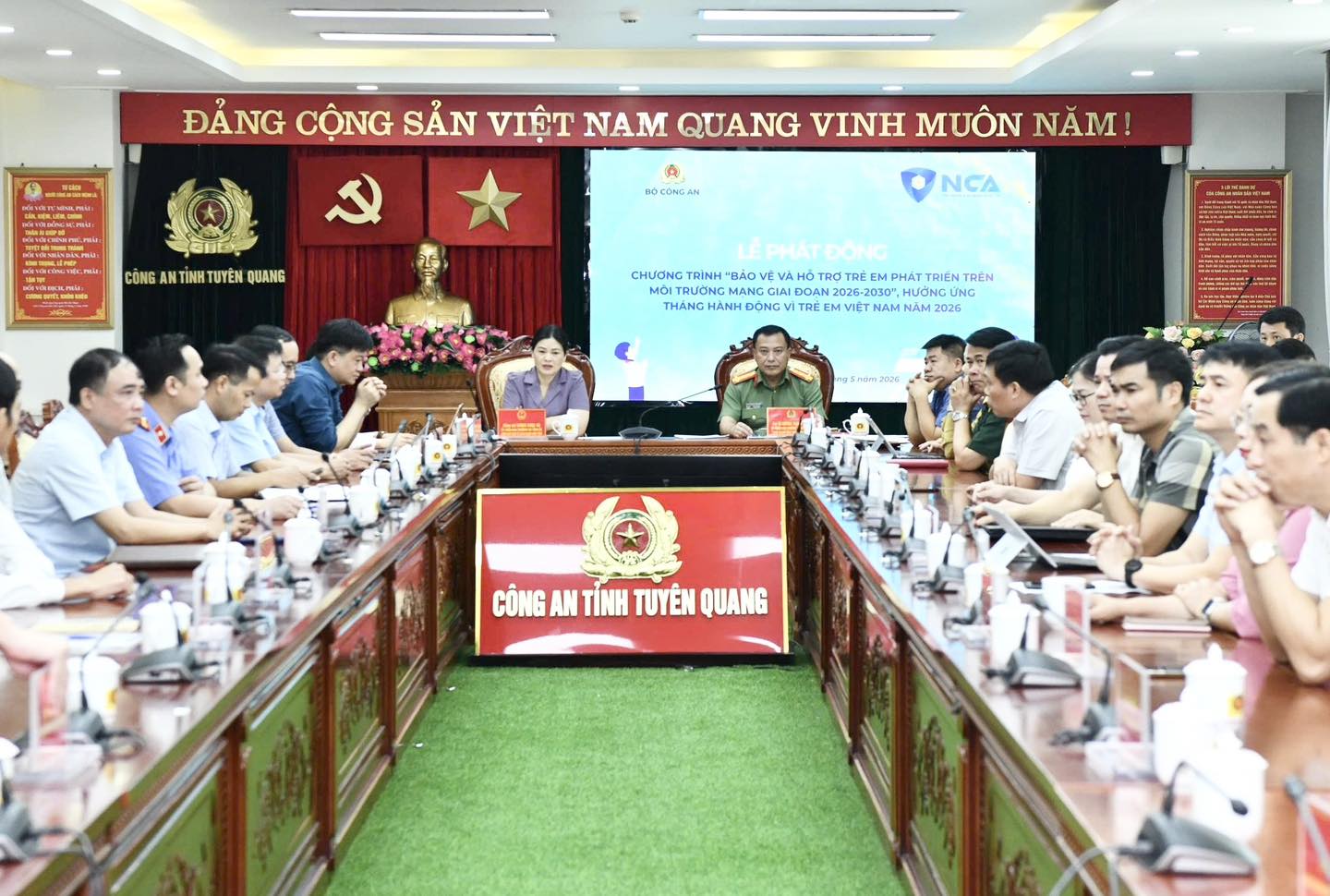 BẢO VỆ, HỖ TRỢ TRẺ EM TRÊN MÔI TRƯỜNG MẠNG