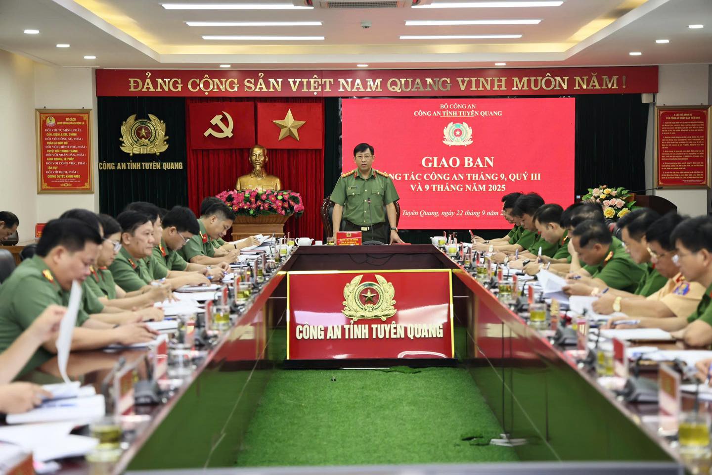 CÔNG AN TỈNH TỔ CHỨC GIAO BAN CÔNG TÁC THÁNG 9, QUÝ III VÀ 9 THÁNG NĂM 2025
