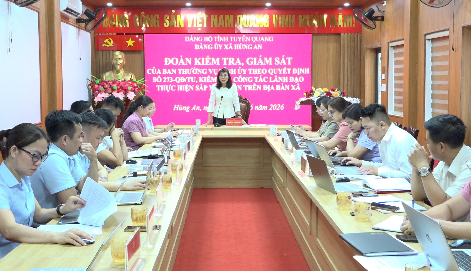 Đoàn kiểm tra, giám sát số 273 của Ban Thường vụ Tỉnh ủy do đồng chí Phạm Thị Minh Xuân, Ủy viên Ban Thường vụ Tỉnh ủy, Phó Chủ tịch HĐND tỉnh làm Trưởng đoàn đã làm việc với Ban Thường vụ Đảng ủy xã 