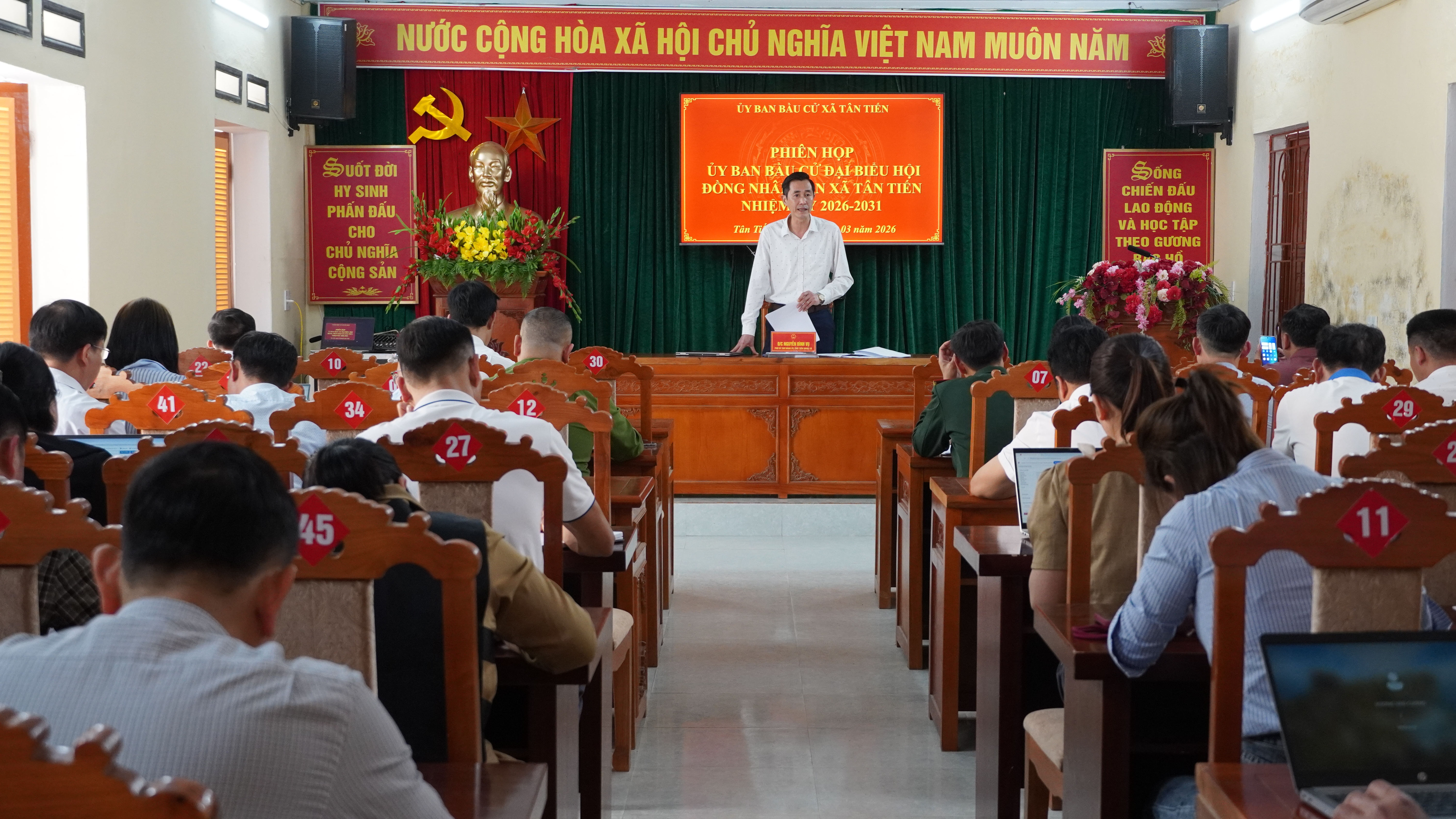 Phiên họp thứ 3 Ủy ban bầu cử Đại biểu HĐND xã Tân Tiến