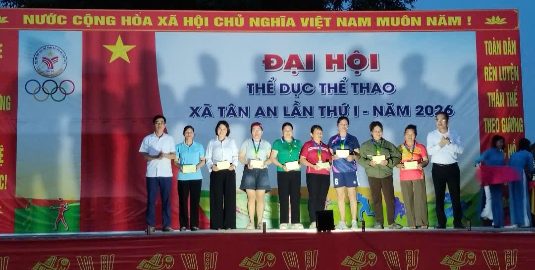 z7858883434099_4ff1b72b560bdc50693ddd2bacb6dd53.jpg