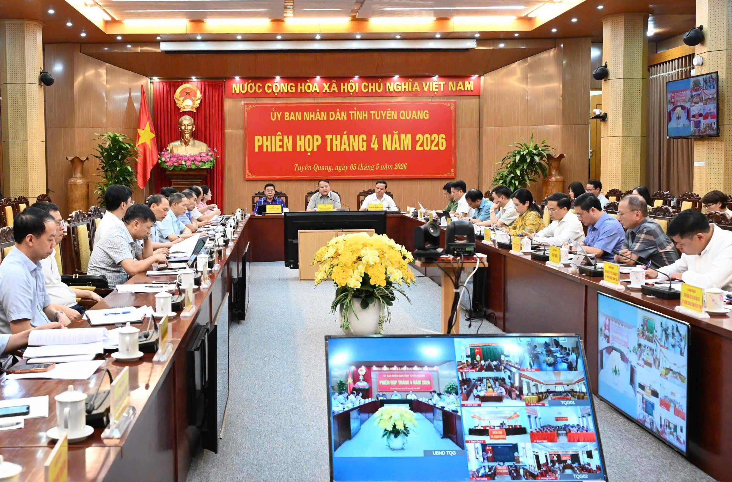 Phiên họp thường kỳ UBND tỉnh tháng 4 năm 2026