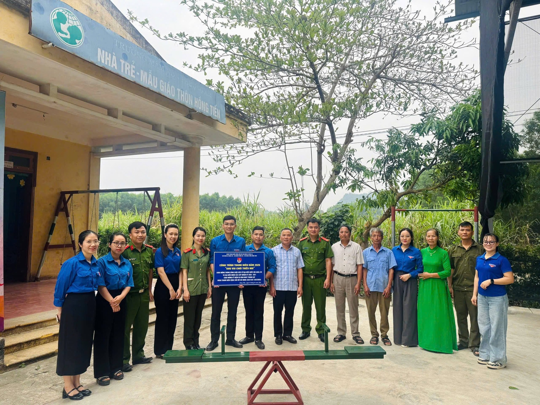 Xã Bình Ca khánh thành công trình thanh niên “Khu vui chơi thiếu nhi” tại thôn Hồng Tiến